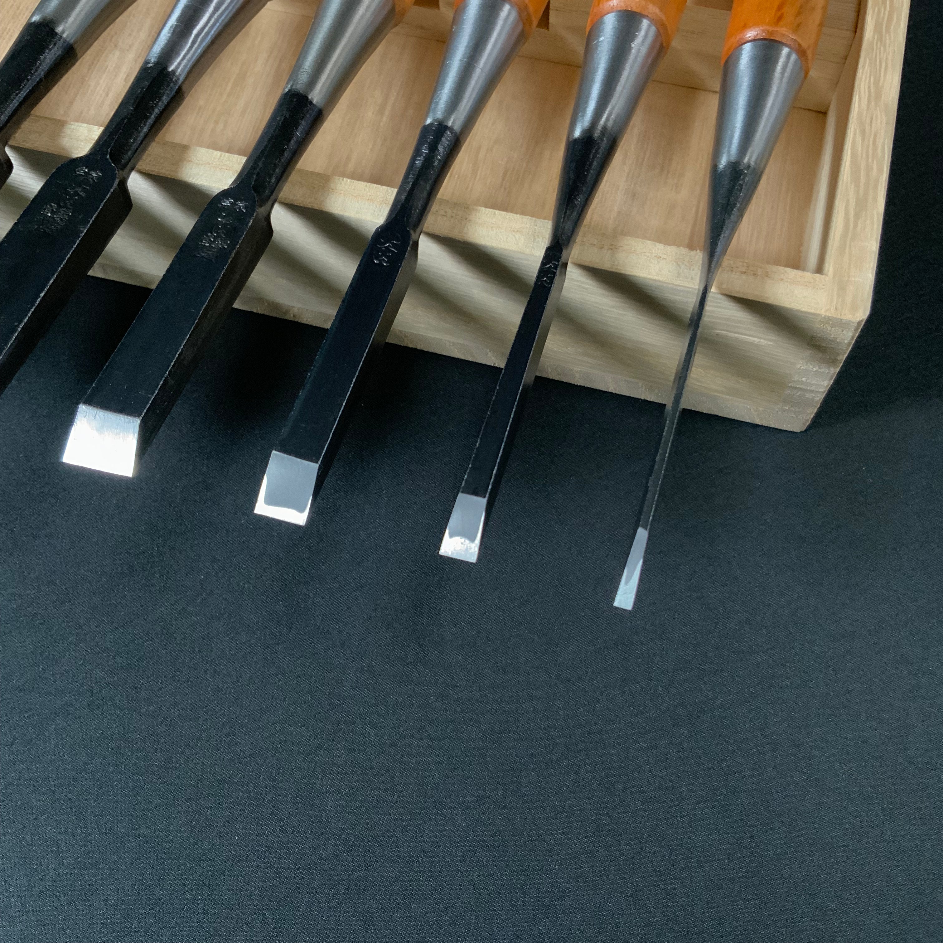 #4 Ouchi Bench chisels set Red Oak Handle by Ouchi 4th generation 宗家大内 追入組鑿 赤樫柄 桐箱付 四代目大内俊明作