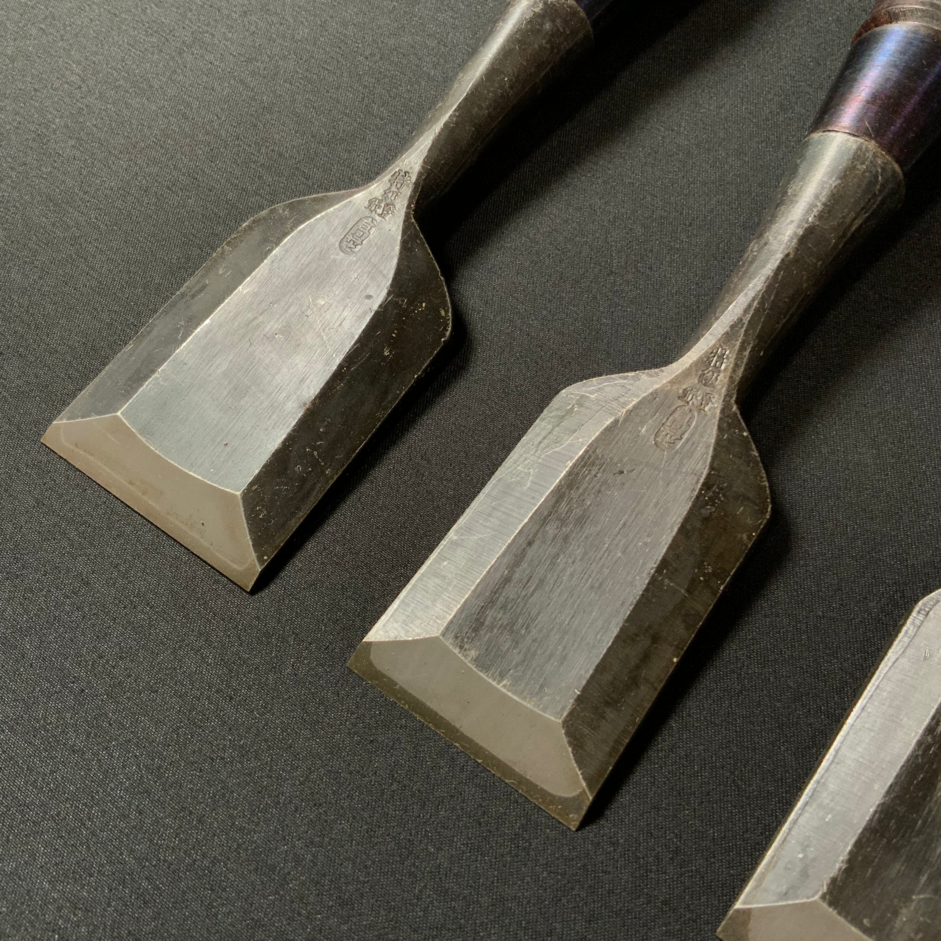 Old stock Takashiba Bench chisels set (Oirenomi) with evony handles 掘り出し物 高芝 追入組鑿 白紙鋼