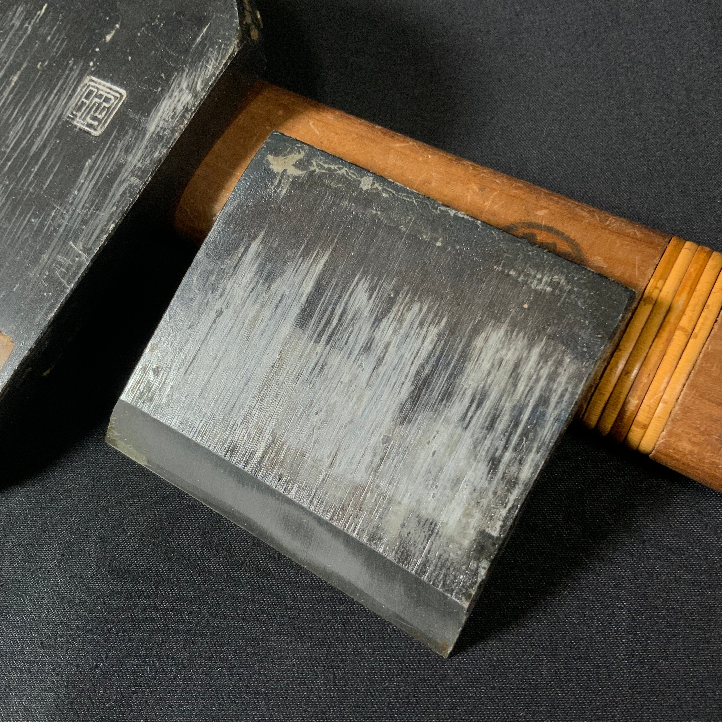 Old Stock Montsunesaburo Smoothing Plane (Kanna) with Special Carbon Steel 掘出し物 紋常三郎 二代目作 仕上鉋 特殊炭素鋼 70mm