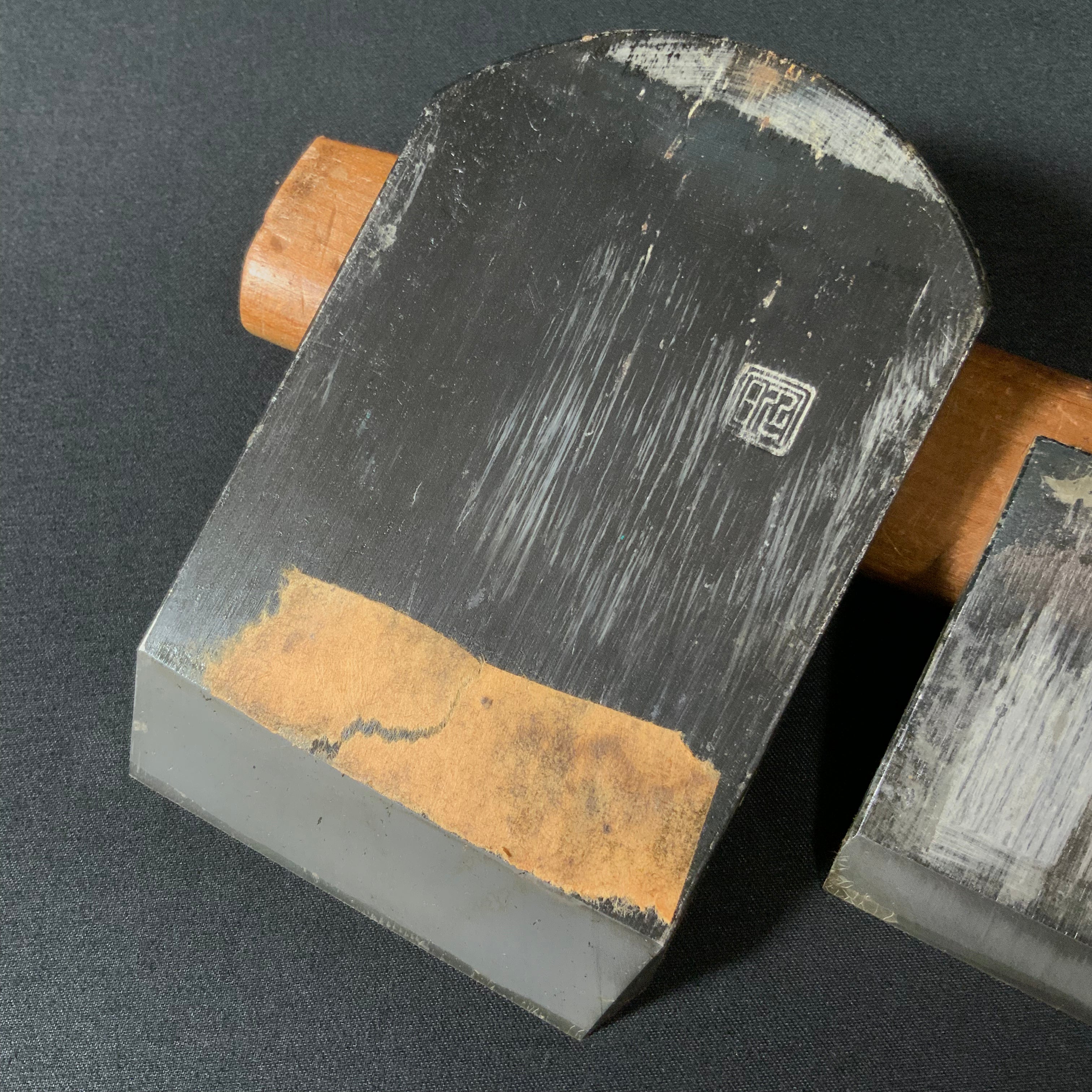 Old Stock Montsunesaburo Smoothing Plane (Kanna) with Special Carbon Steel 掘出し物 紋常三郎 二代目作 仕上鉋 特殊炭素鋼 70mm