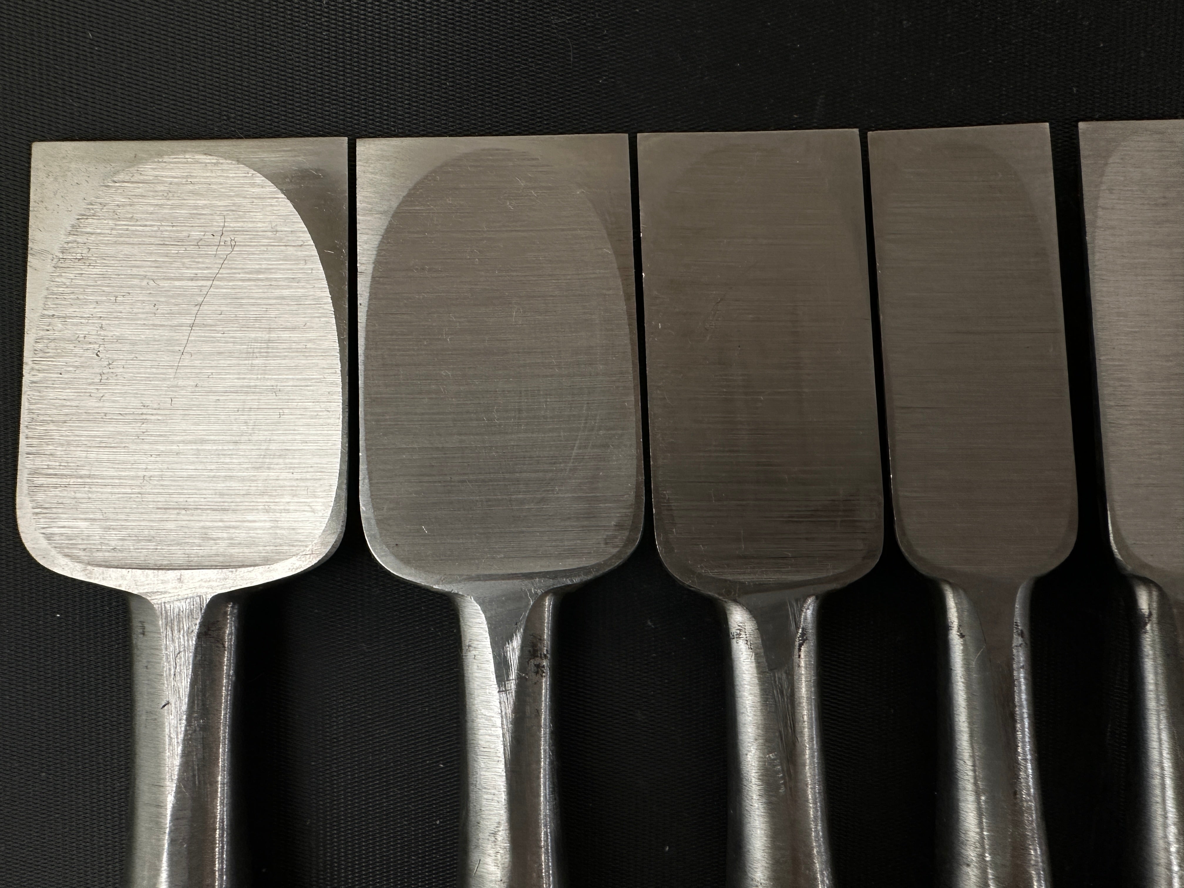 Old stock #2 Wholesaler stamp Takayuki Sukemaru 4th High-Speed Steel Bench chisels set 掘出し物 四代助丸 問屋銘 ハイス鋼追入組鑿 Oirenomi