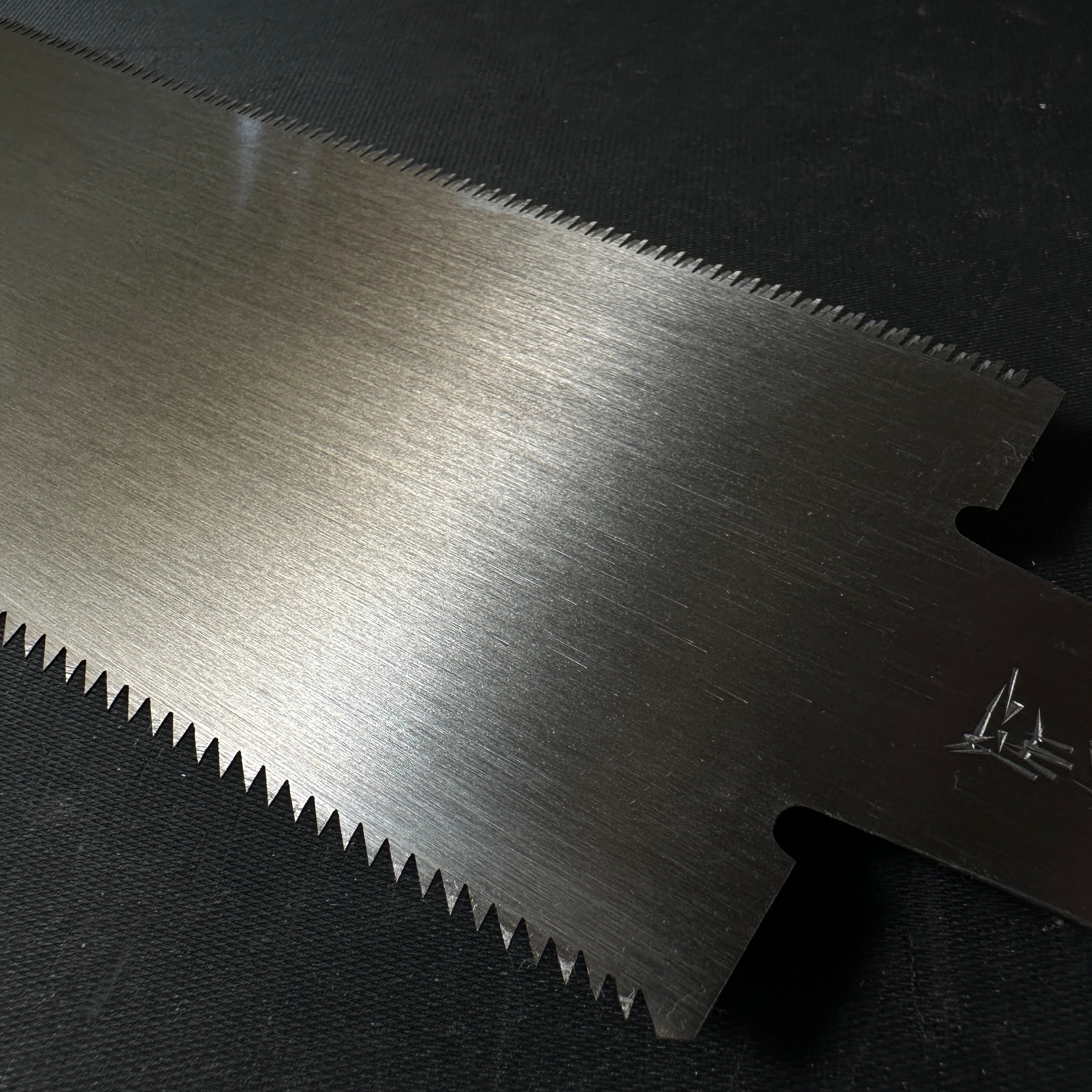 #R9 Ready to use! Old stock Double Edge (Ryoba) Saw with Eddy Type Handles set by Kurashige 直ぐ使い 倉重栄助 目立 渦巻き柄 両刃鋸 210mm