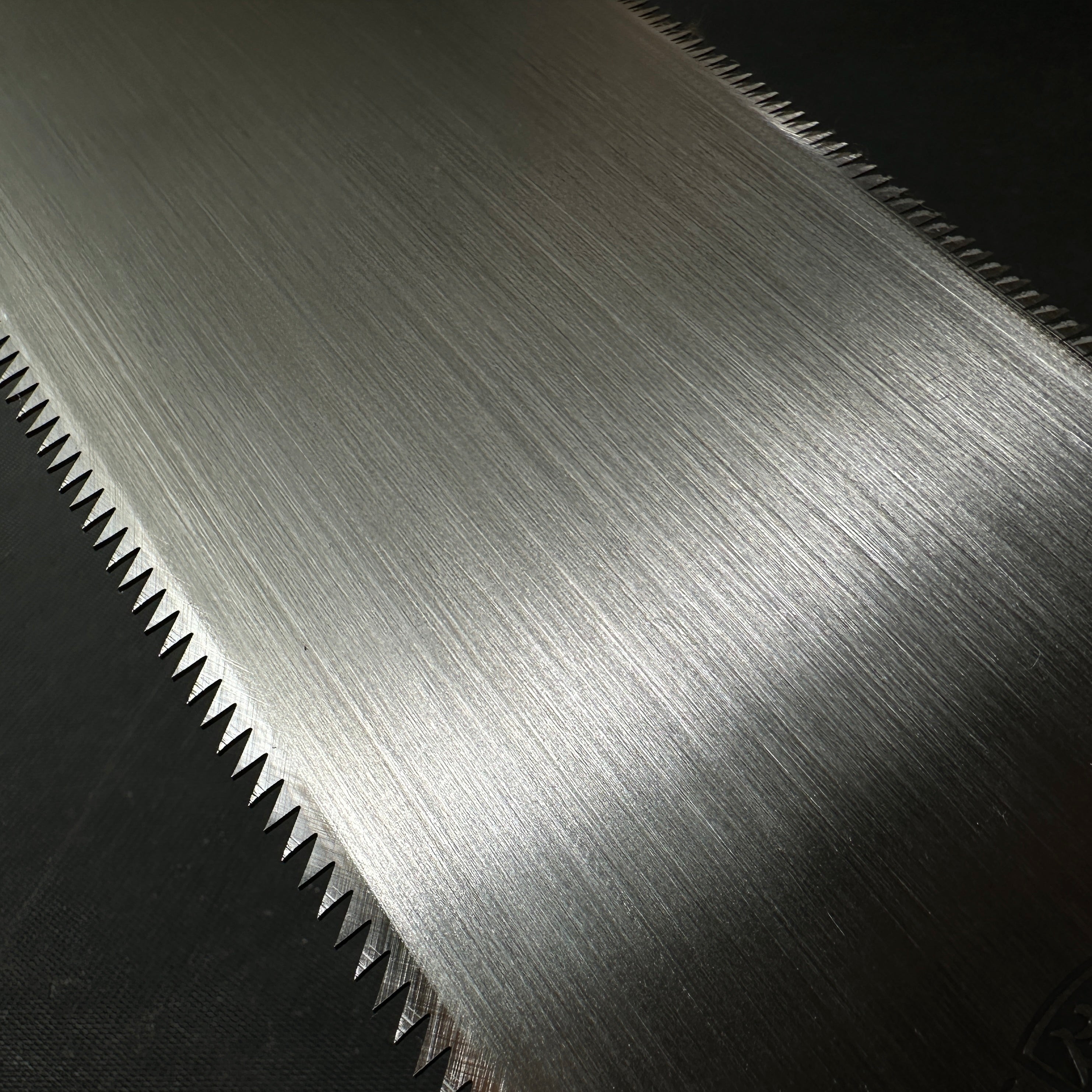 #R5 Ready to use! Old stock Double Edge (Ryoba) Saw with Eddy Type Handles set by Kurashige 直ぐ使い 倉重栄助氏目立 渦巻き柄 両刃鋸 300mm