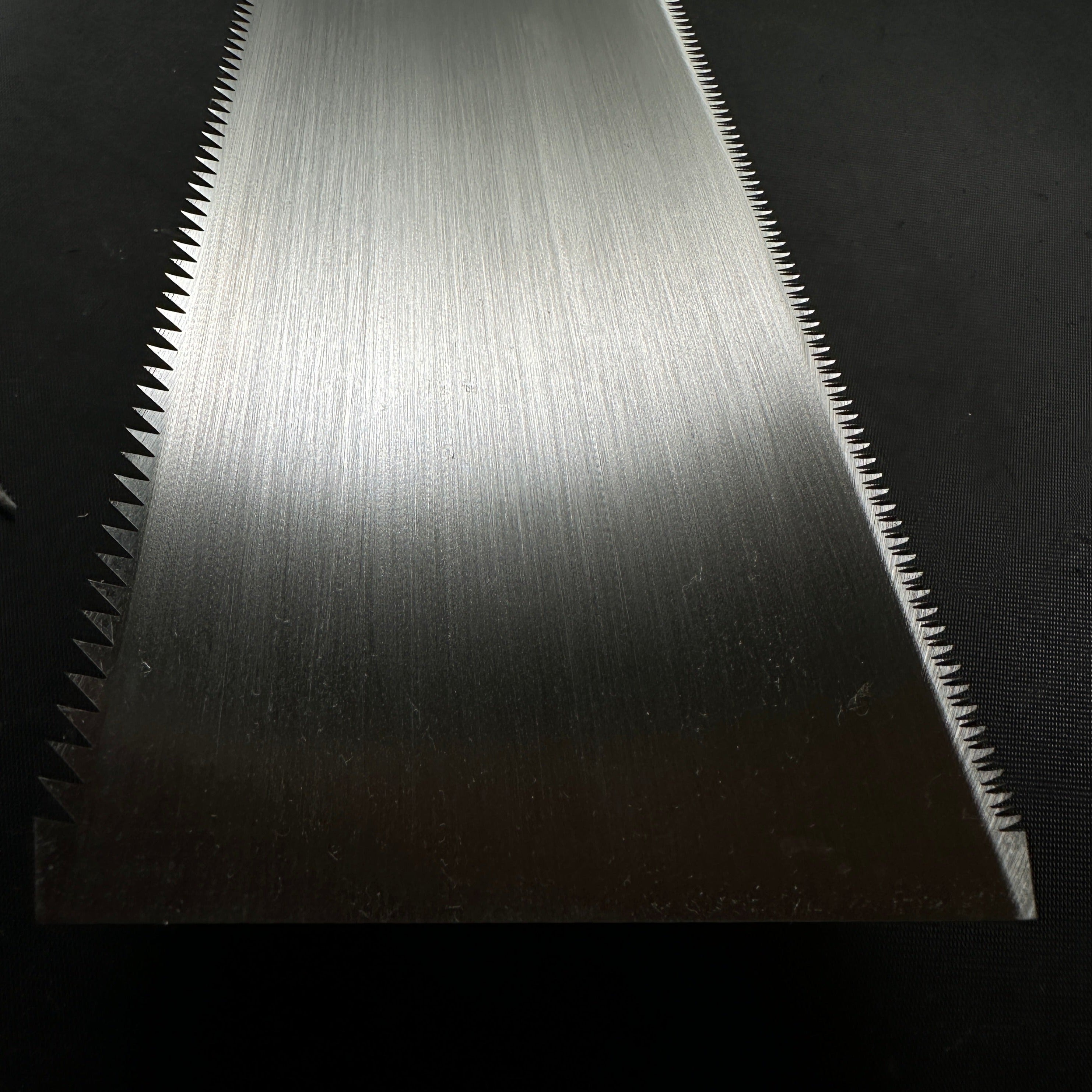 #R10 Ready to use! Old stock Double Edge (Ryoba) Saw with Eddy Type Handles set by Kurashige 直ぐ使い 倉重栄助 目立 渦巻き柄 両刃鋸 210mm