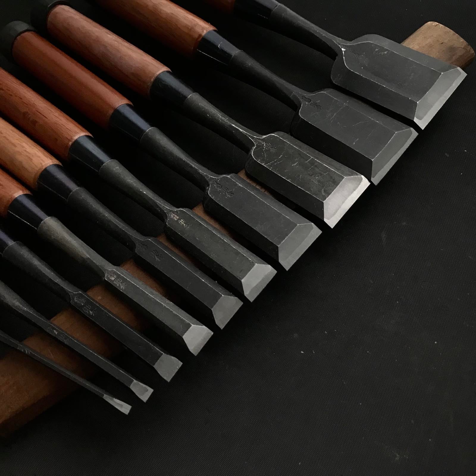 Sukekura Bench chisels set with White steel 助倉 追入組鑿 白紙鋼 Oirenomi