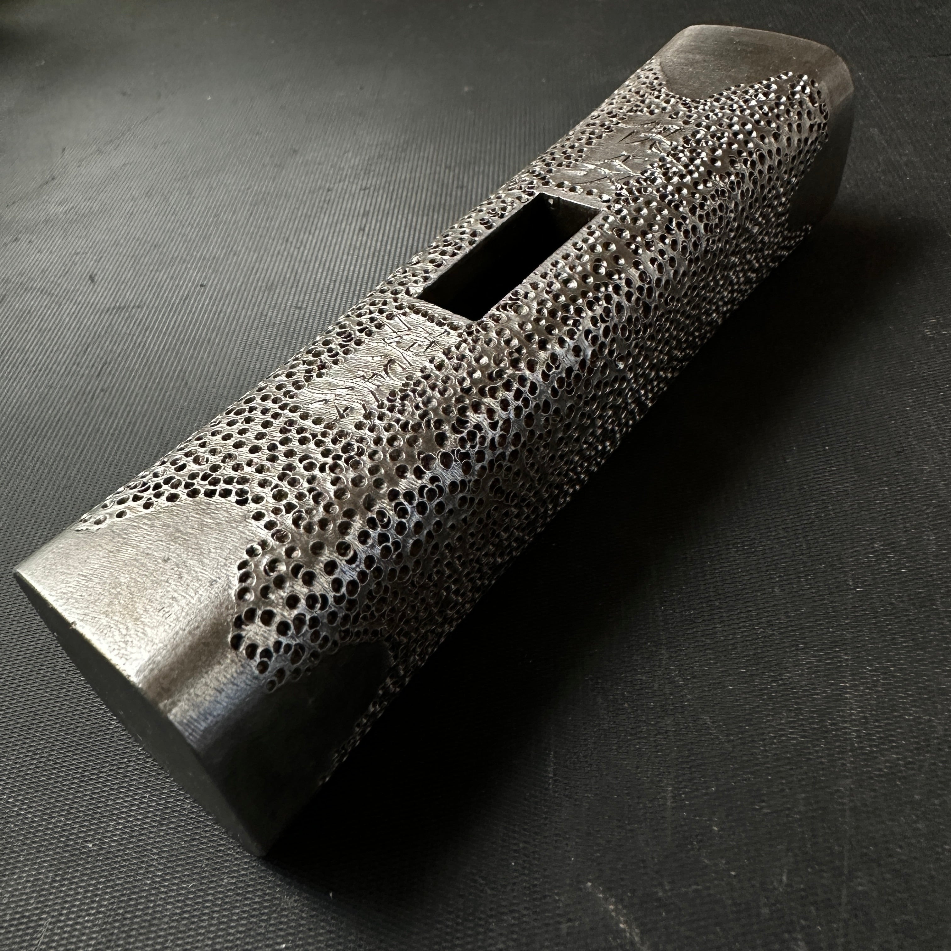 同心斎正行 特製銀手造り 貼り鋼角槌 馬場正行 鋼付四角玄翁槌目 210匁