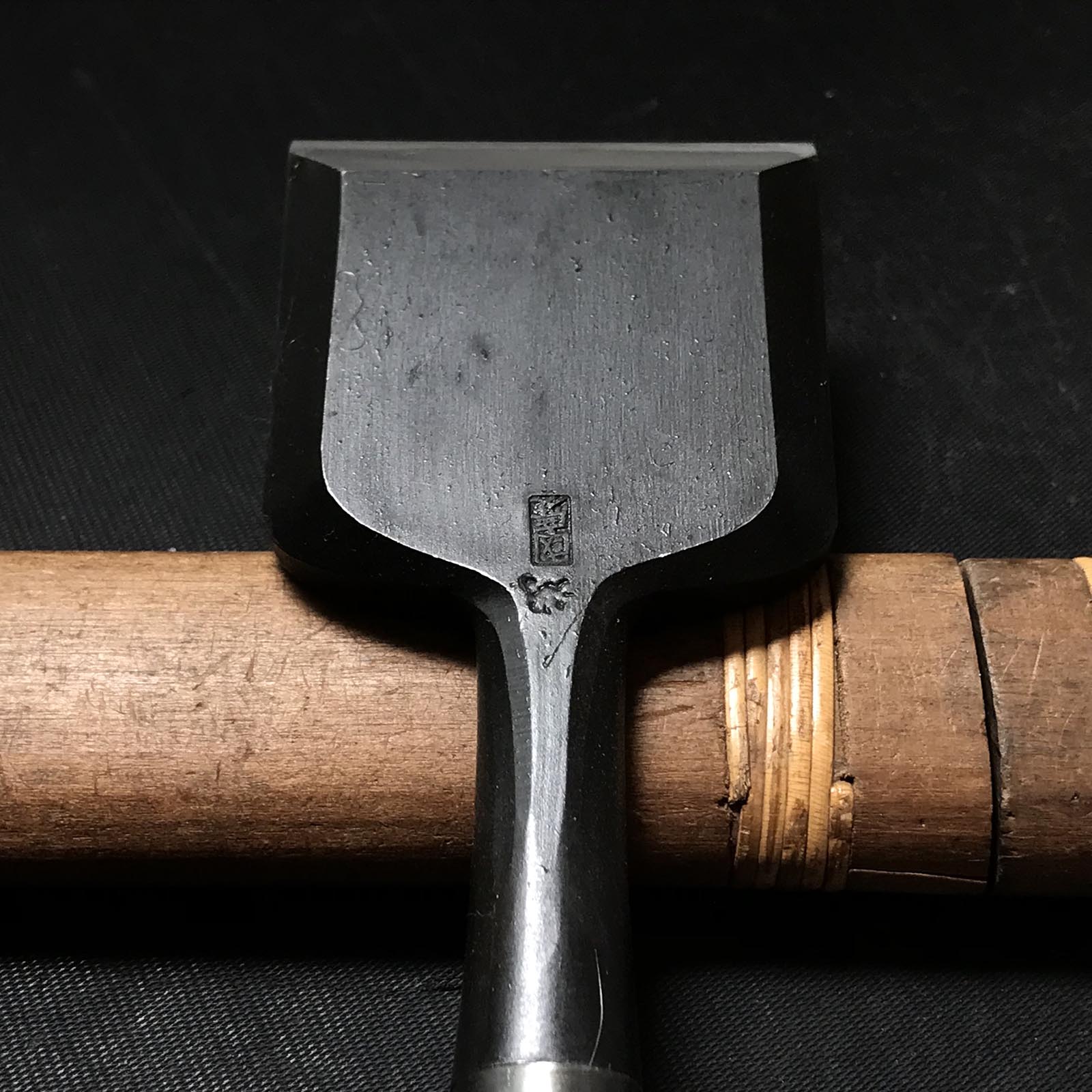 Old stock Kunikei 3rd Generation Bench chisels 掘出し物 池田慶郎氏 三代目国慶作 追入鑿 54mm