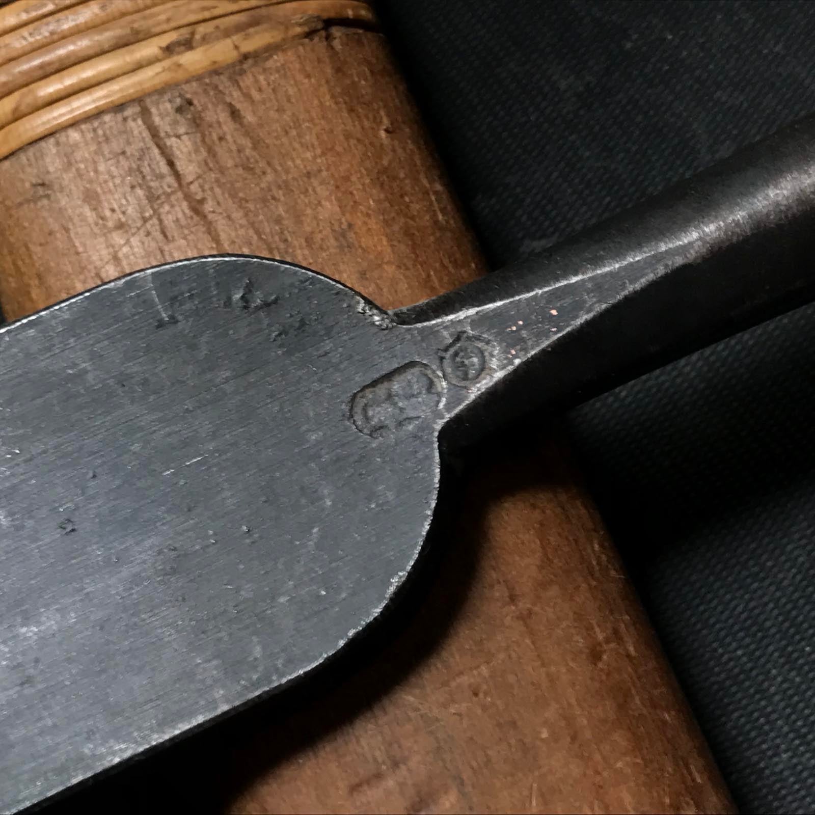 Used Sukechika Bench chisels by Tokyo smith 掘出し物 助近 藤倉萬之助作 追入鑿 30mm