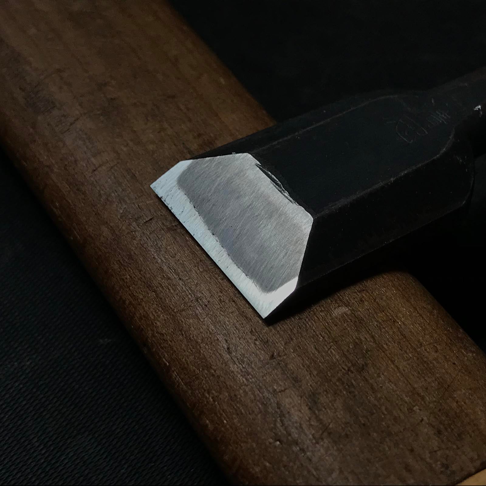 Used Kiyotada Bench chisels by Shimamura Kouzaburou 嶋村幸三郎作 清忠 追入鑿 Oirenomi 24mm