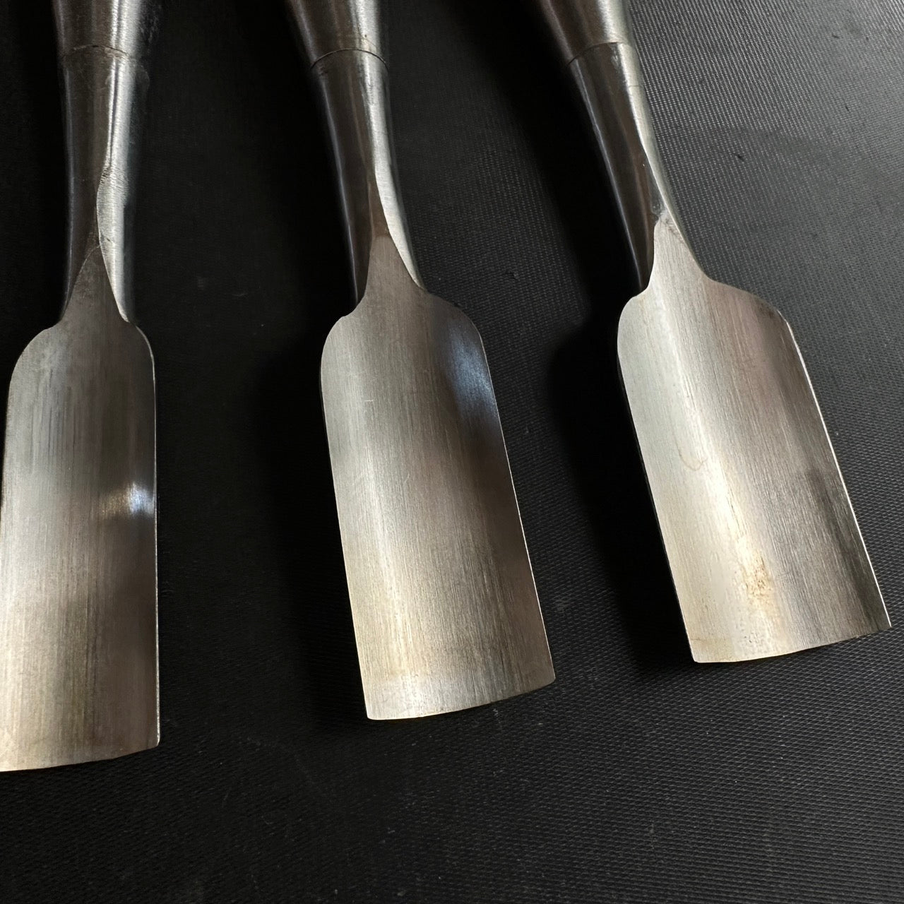 Kunitsuru Uchi maru chisels 5-piece set with white steel 掘出し物 國鶴 内丸組鑿 5本組