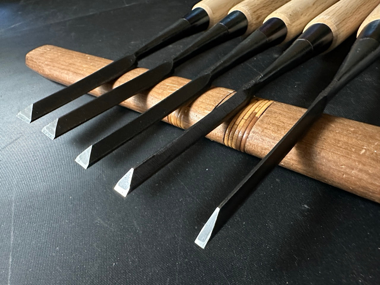 Fujihiro Dovetail chisels set by Chuutarou Imai made-to-measure (custom-made) article 今井忠太郎作 二治弘 別注 鎬追入組鑿 Shinoginomi