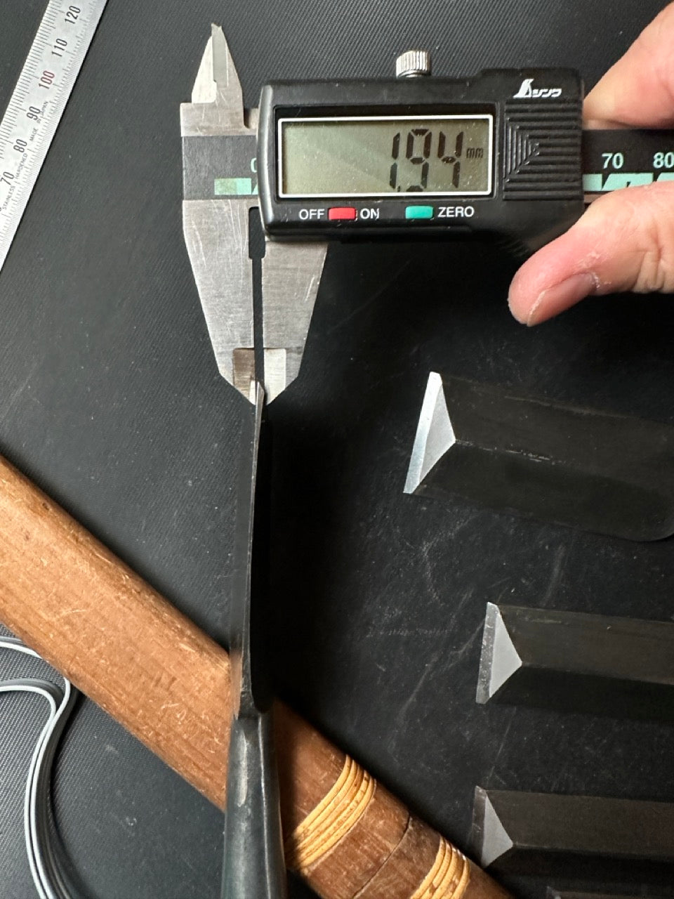 Fujihiro Dovetail chisels set by Chuutarou Imai made-to-measure (custom-made) article 今井忠太郎作 二治弘 別注 鎬追入組鑿 Shinoginomi