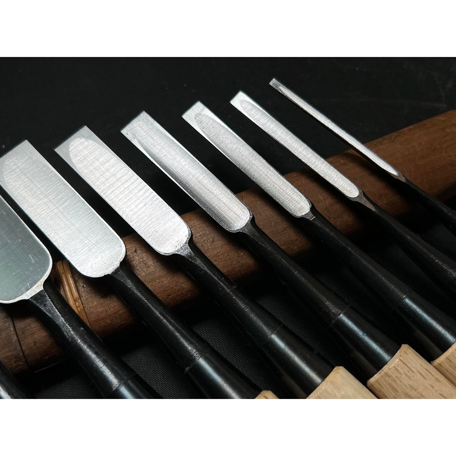 Ouchi Dovetail chisels set by Ouchi 4th generation 四代目大内俊明作 宗家大内 鎬追入組鑿 Oirenomi