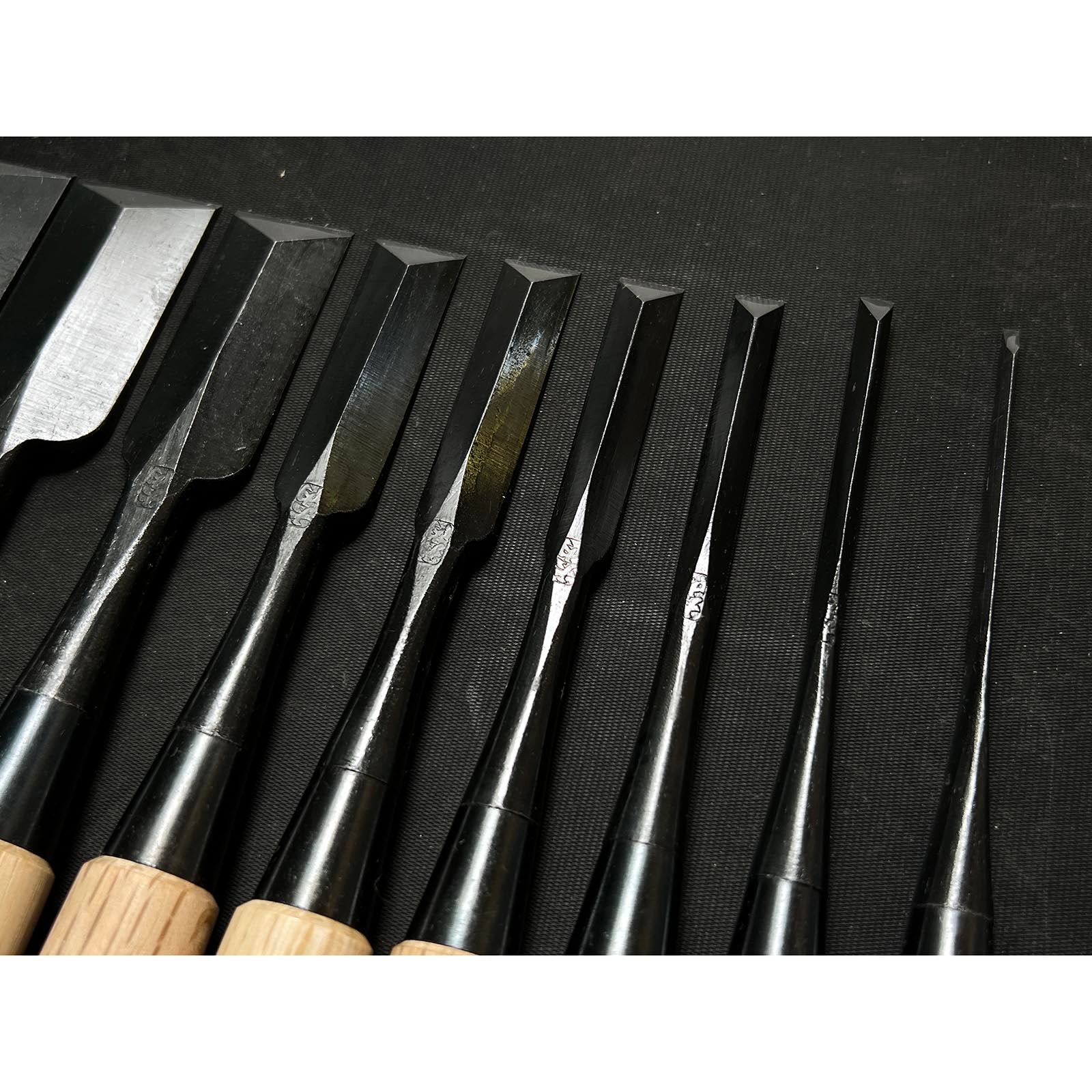 Ouchi Dovetail chisels set by Ouchi 4th generation 四代目大内俊明作 宗家大内 鎬追入組鑿 Oirenomi