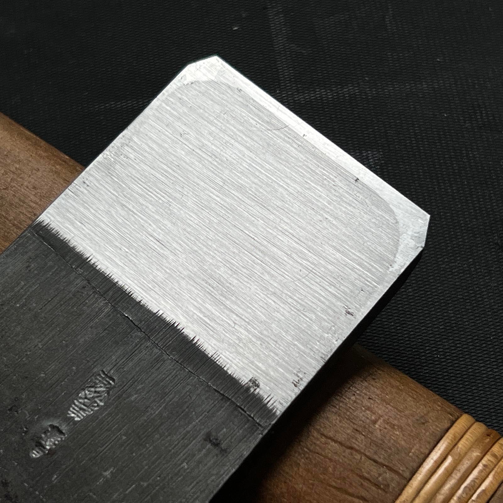 Yoshitaka Standing Plane (Dainaoshi Kanna) with blue steel 台直鉋 義隆 段付き 48mm