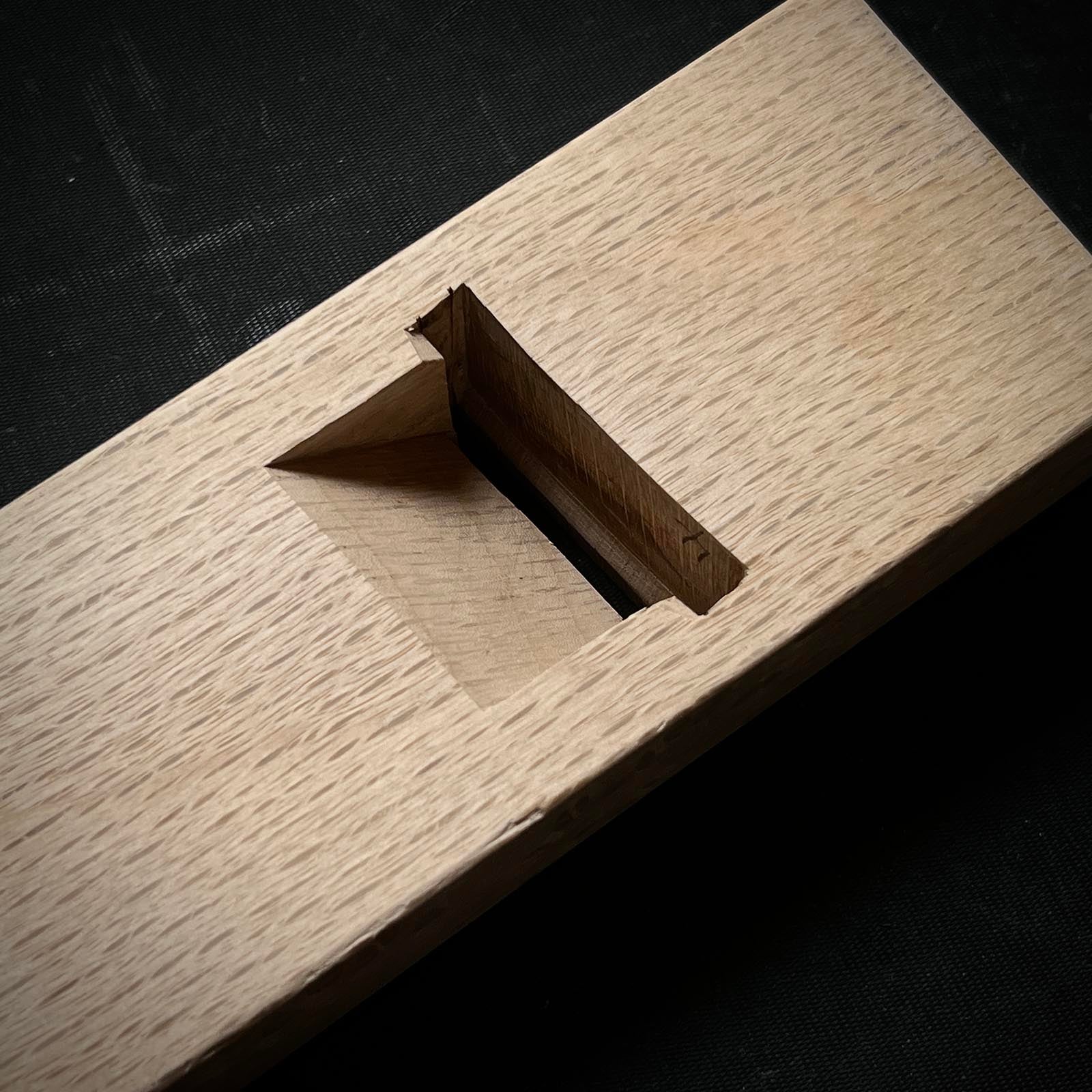 Yoshitaka Standing Plane (Dainaoshi Kanna) with blue steel 台直鉋 義隆 段付き 48mm