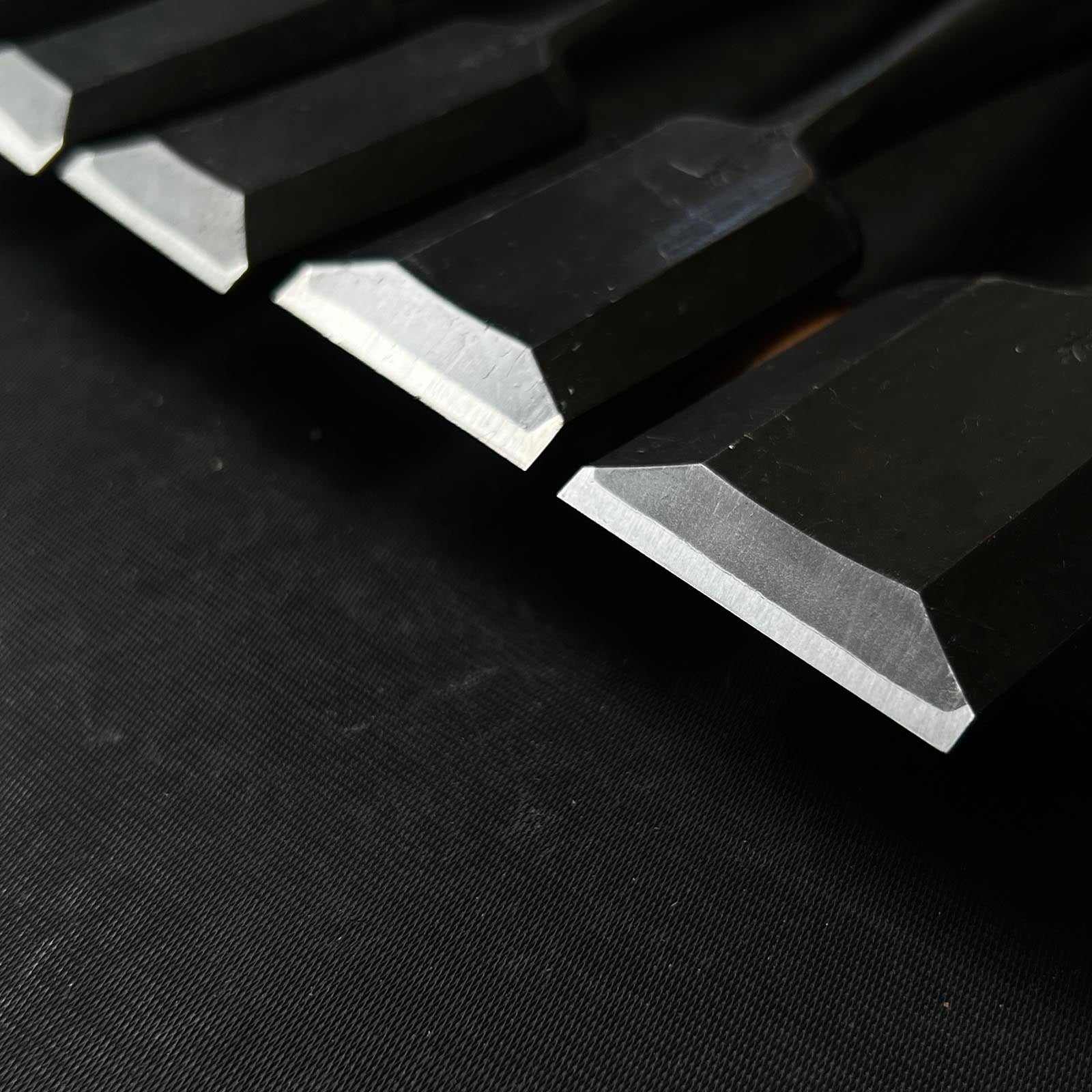 Sukekura Bench chisels set with White steel 助倉 追入組鑿 白紙鋼 三つ裏 Oirenomi