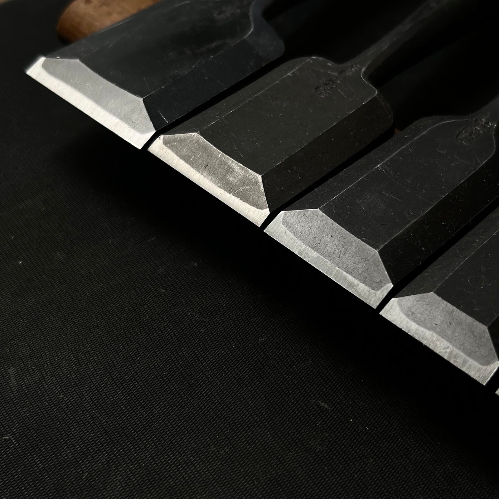 #M121 Mixed set for beginner Bench chisels set by unknown smith バラ鑿合わせ 初心者におすすめ 追入組鑿 作者不明 Oirenomi