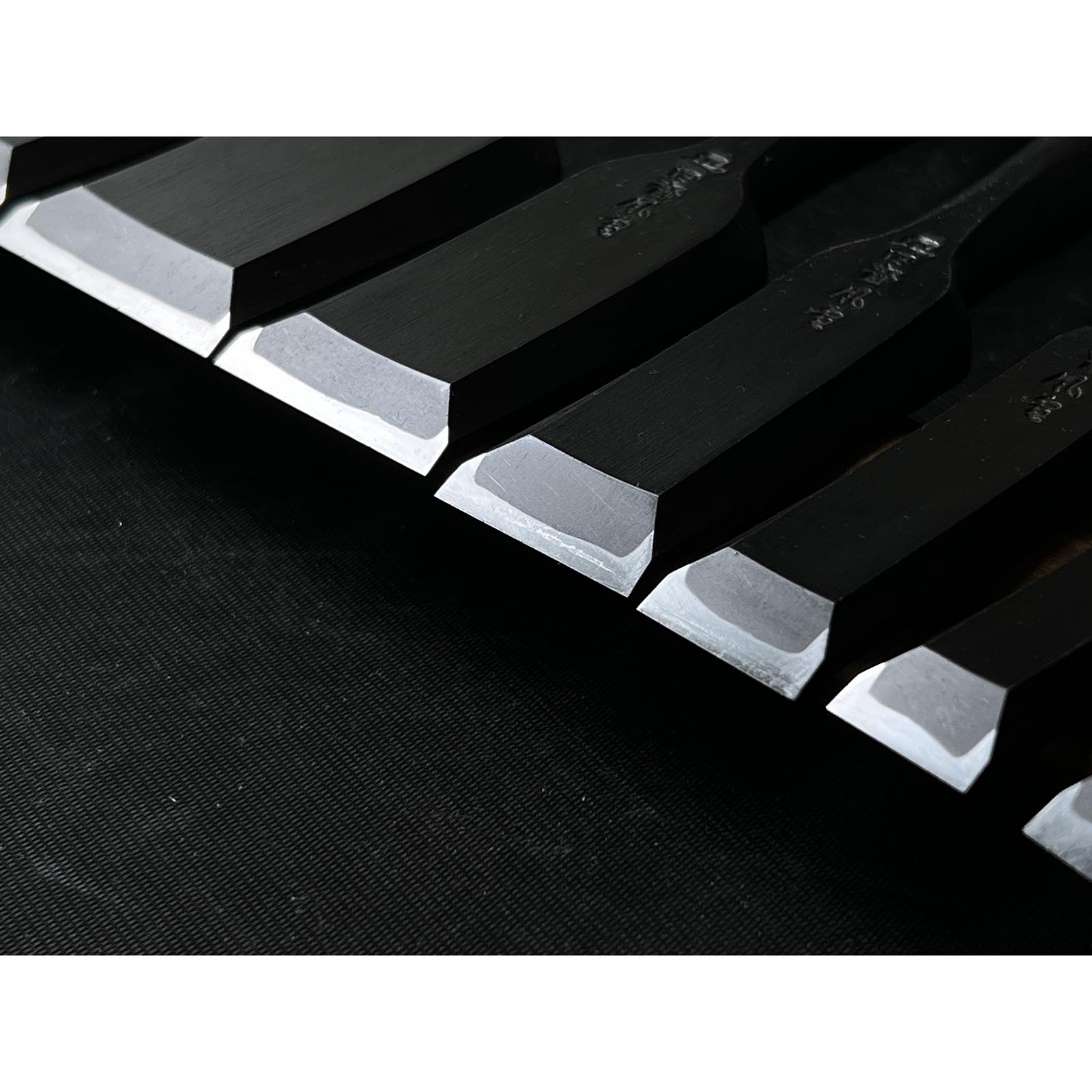 Tasai Fusetsu Bench chisels set (Oirenomi) with wooden box 田斎風雪作 追入組鑿 桐箱付