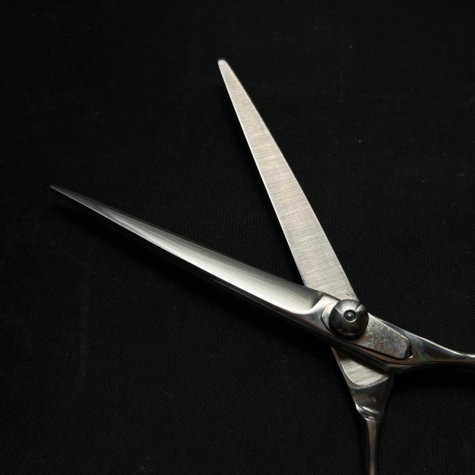 古株 日本の理髪鋏 掘り出し物 高級散髪鋏