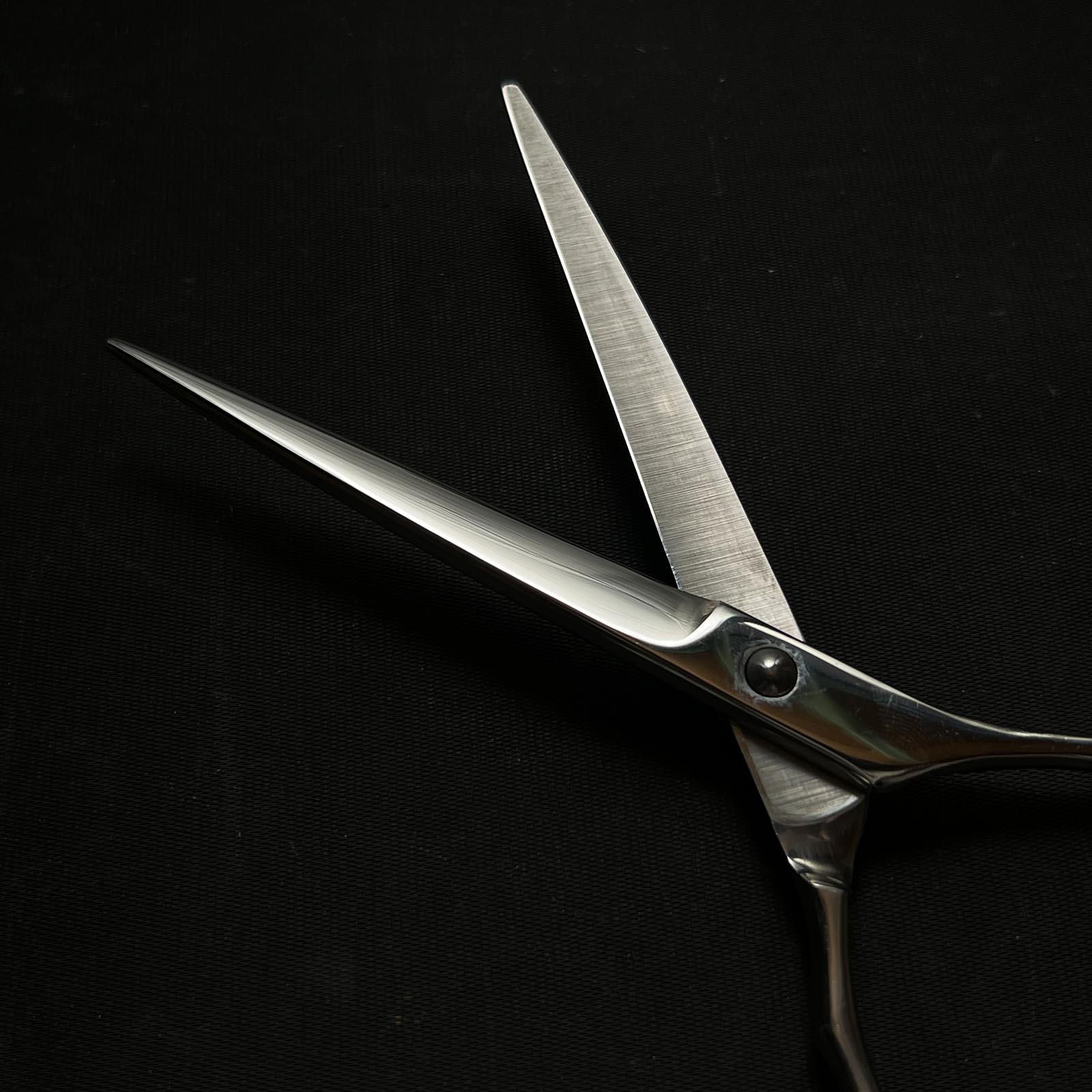 古株 日本の理髪鋏 掘り出し物 高級散髪鋏