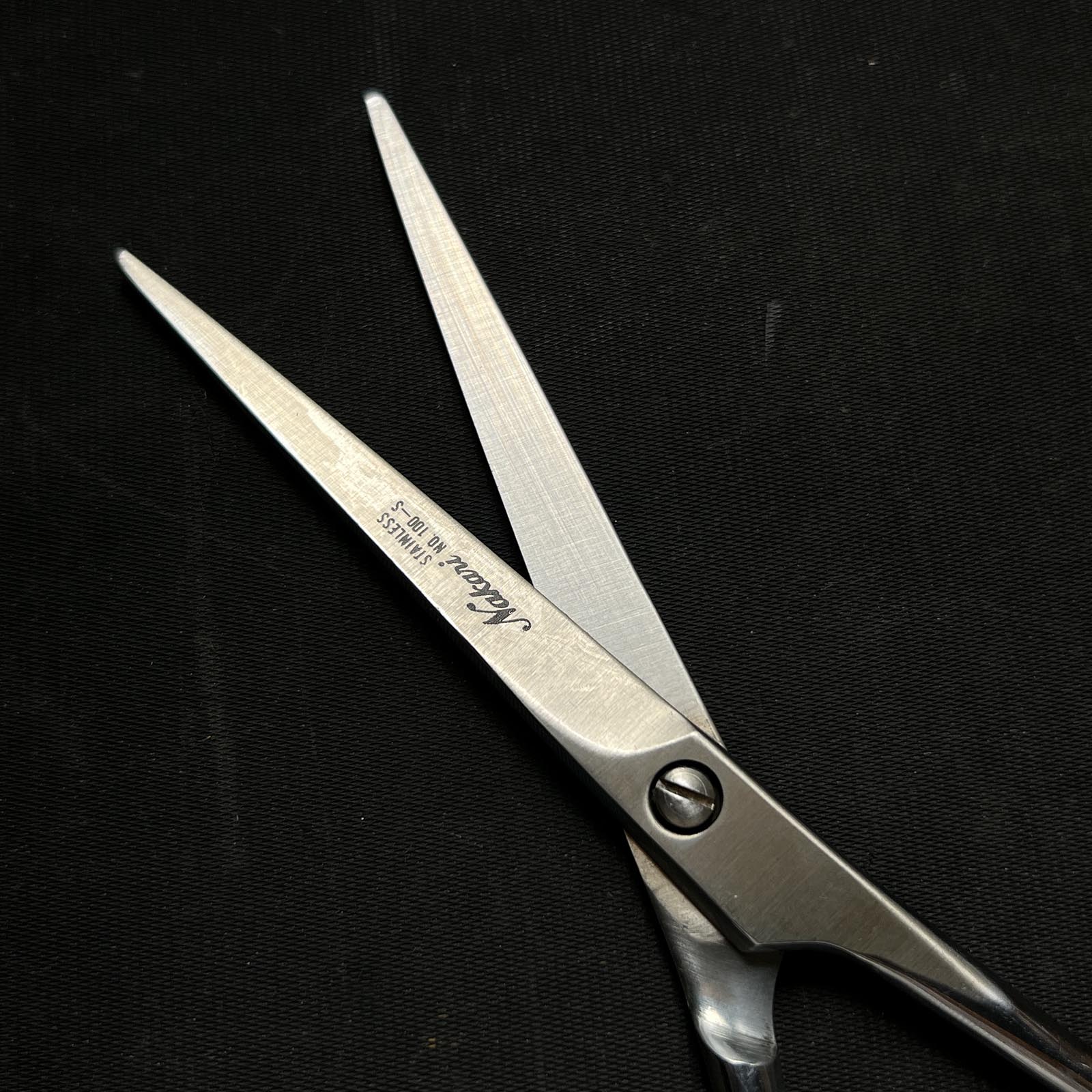 Old stock NAKANI Japanese Barber scissors 掘出し物 散髮鋏