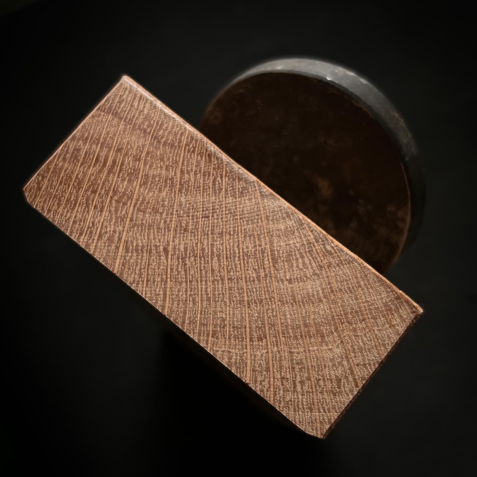 Shipping free! Ready to use Kisaku Smoothing Plane(Kanna) by Seisuke Mizuno 初心者におすすめ 直ぐ使い 水野清介作 キ作 仕上げ鉋 赤樫台 65mm