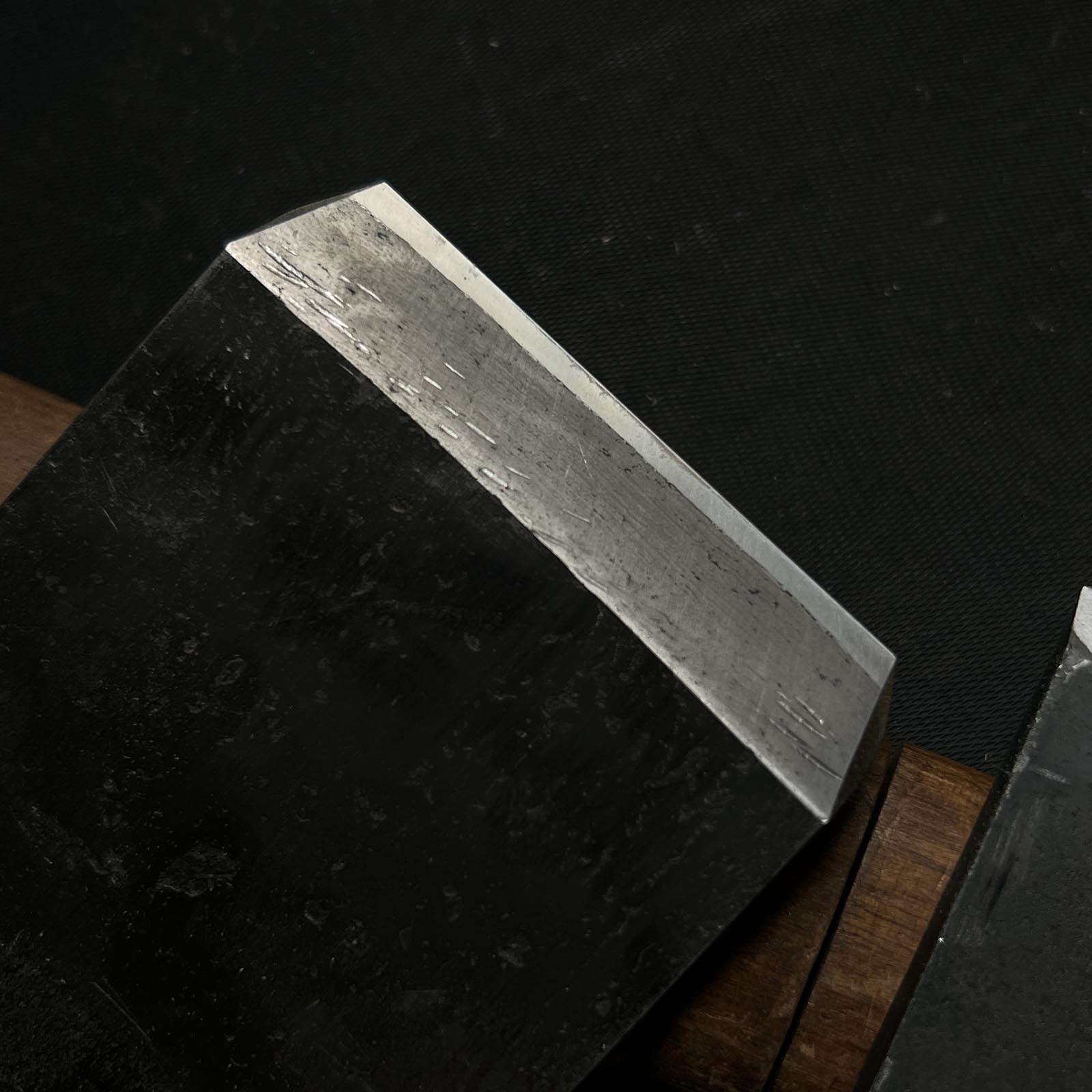 Shipping free! Ready to use Kisaku Smoothing Plane(Kanna) by Seisuke Mizuno 初心者におすすめ 直ぐ使い 水野清介作 キ作 仕上げ鉋 赤樫台 65mm