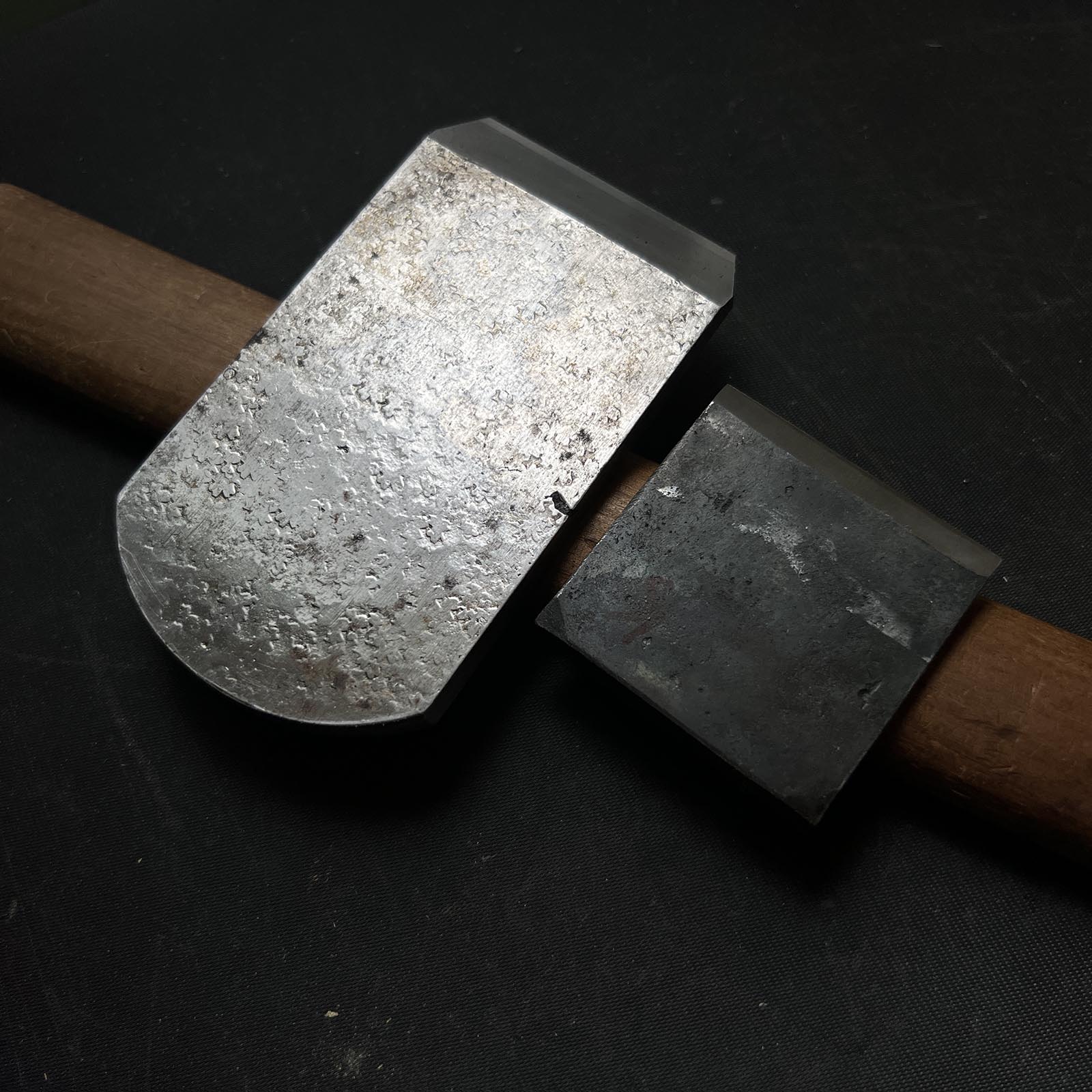 Old stock Kaigetsudo Yoshiyoshi Smoothing Plane (Kanna) with Koyoshiya dai 掘出し物 懐月堂 義義 仕上げ鉋 65mm