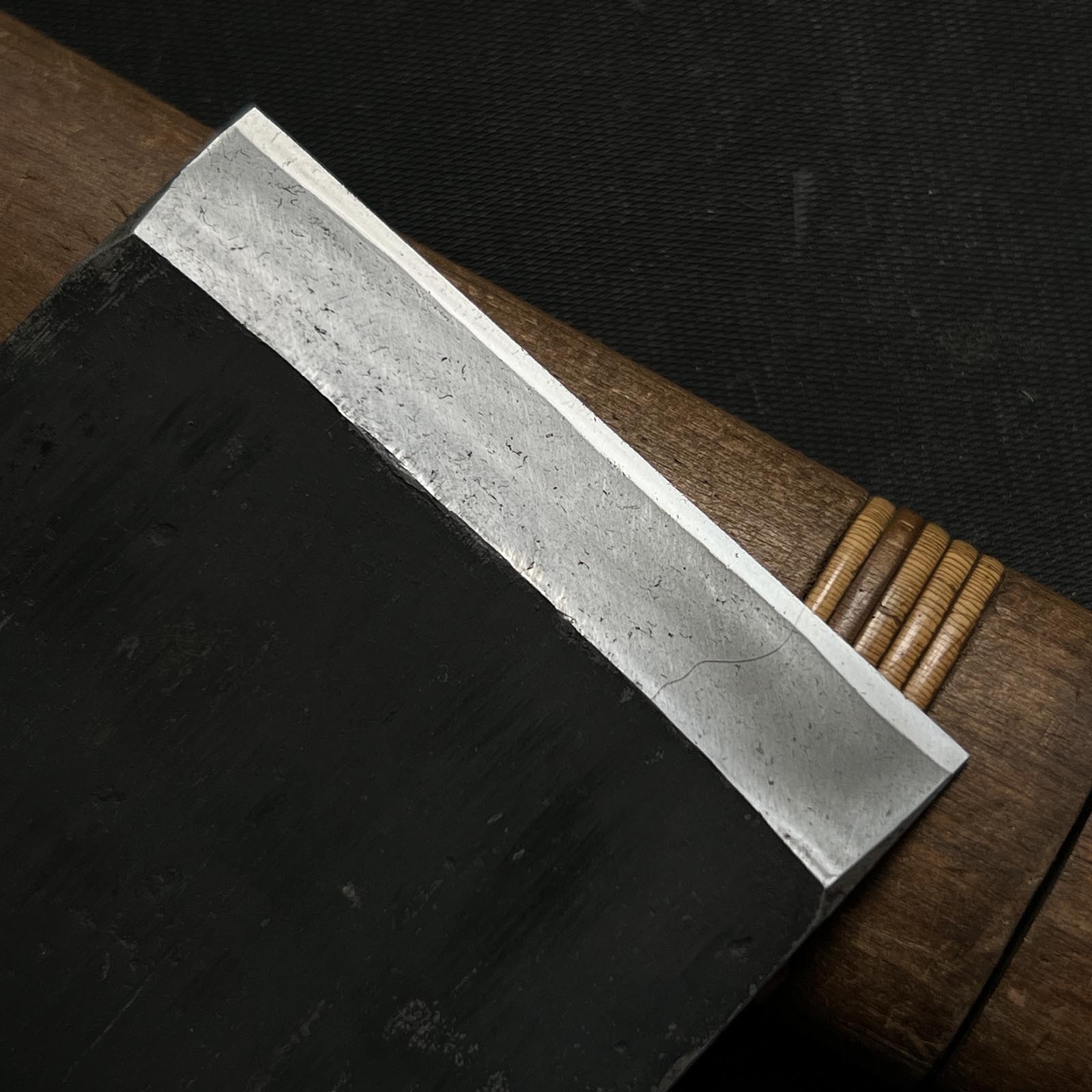 Old stock Sandai Esuke Smoothing Plane (Kanna) with Koyoshiya dai 掘出し物 三代伊助 仕上げ鉋 65mm