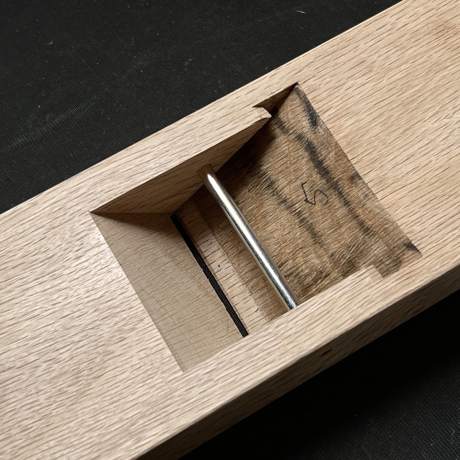 Old stock Sandai Esuke Smoothing Plane (Kanna) with Koyoshiya dai 掘出し物 三代伊助 仕上げ鉋 65mm