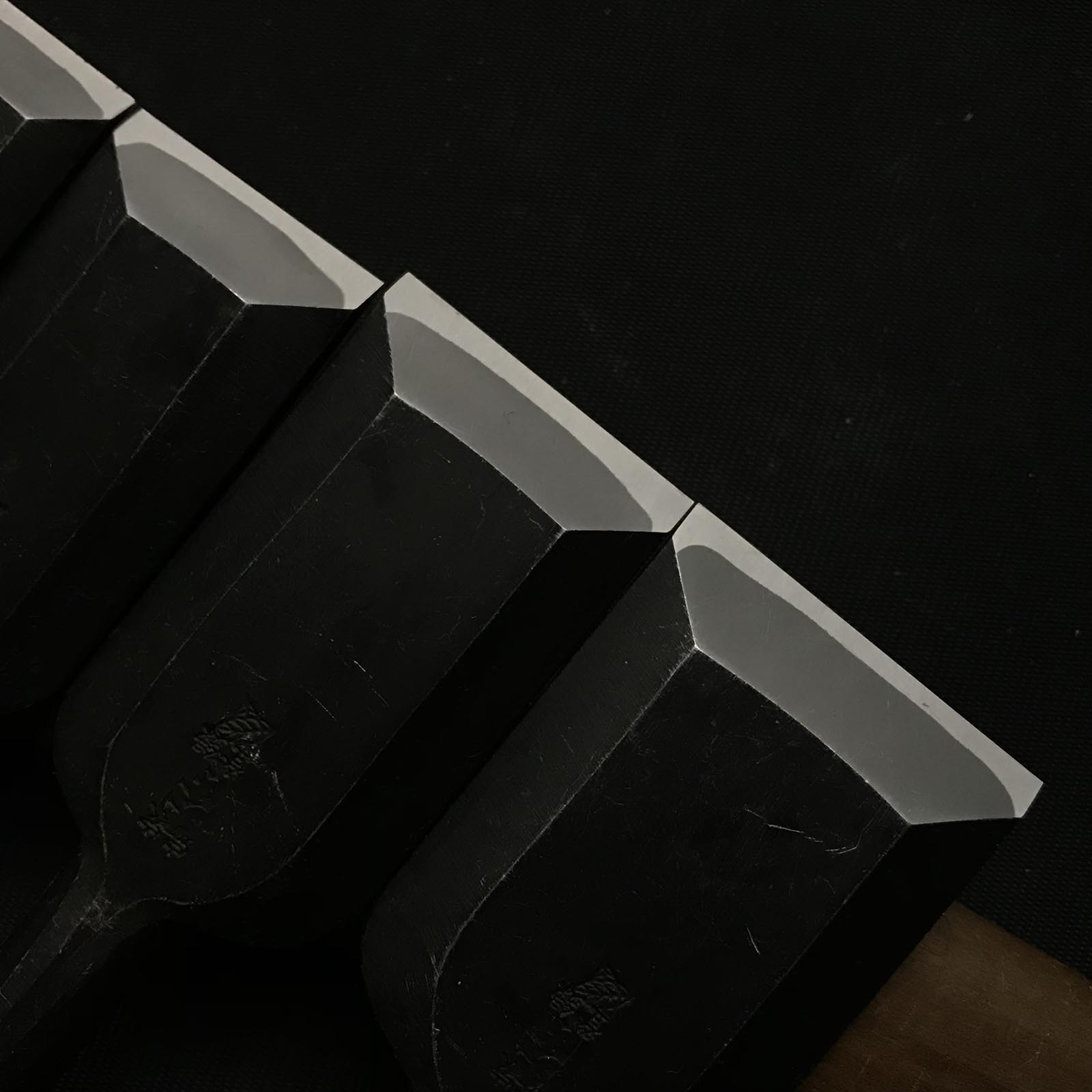 Ouchi Bench chisels set by Ouchi 4th generation 四代目大内俊明作 宗家大内 追入組鑿 桐箱付 Oirenomi