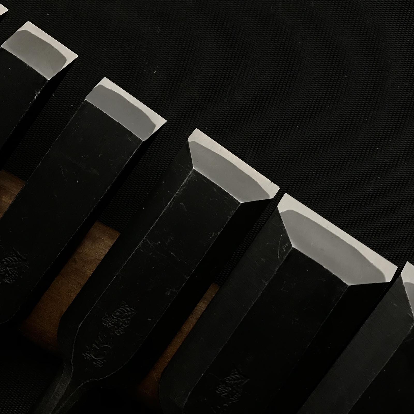 Ouchi Bench chisels set by Ouchi 4th generation 四代目大内俊明作 宗家大内 追入組鑿 桐箱付 Oirenomi