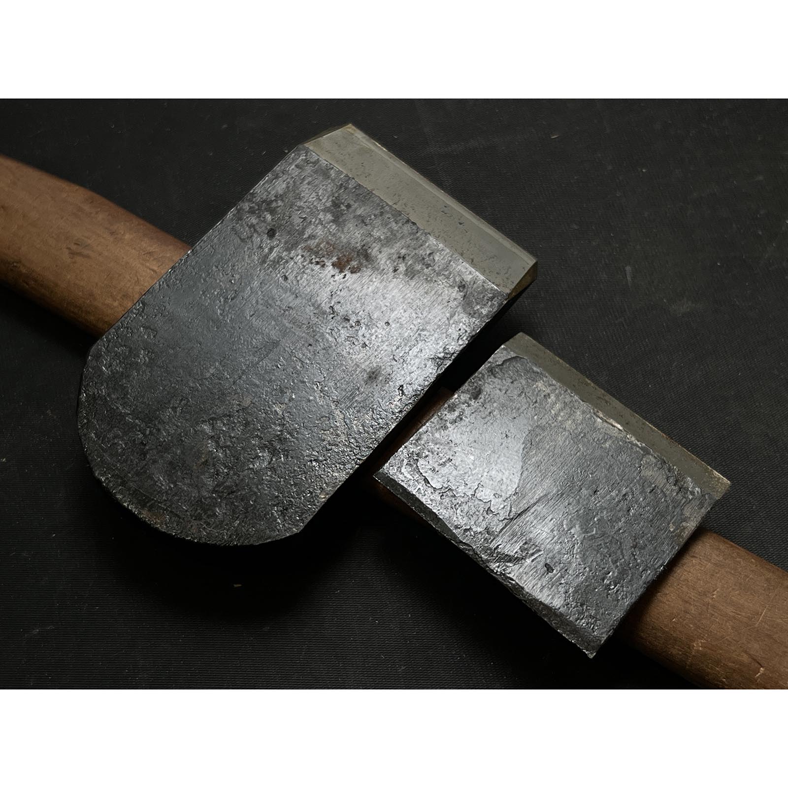 Old stock Otokozakari Smoothing Plane (Kanna) by Tsutsumitomoichi 掘出し物 堤朋一作 男盛 仕上げ鉋 70mm