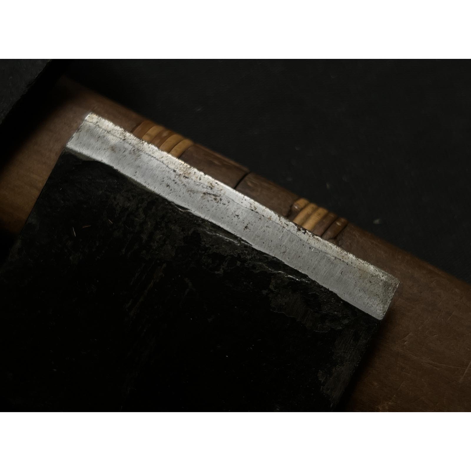 Old stock Otokozakari Smoothing Plane (Kanna) by Tsutsumitomoichi 掘出し物 堤朋一作 男盛 仕上げ鉋 70mm