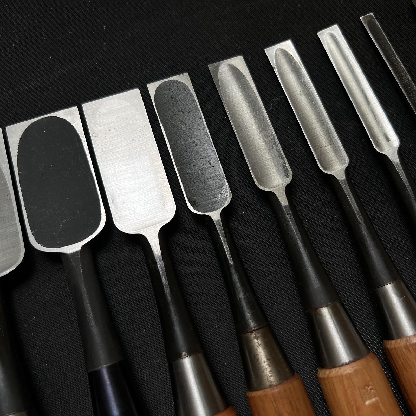#M125 Mixed set for beginner Bench chisels set by unknown smith バラ鑿合わせ 初心者におすすめ 追入組鑿 作者不明 Oirenomi