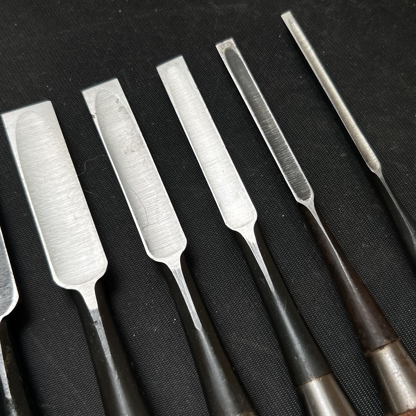 #M125 Mixed set for beginner Bench chisels set by unknown smith バラ鑿合わせ 初心者におすすめ 追入組鑿 作者不明 Oirenomi