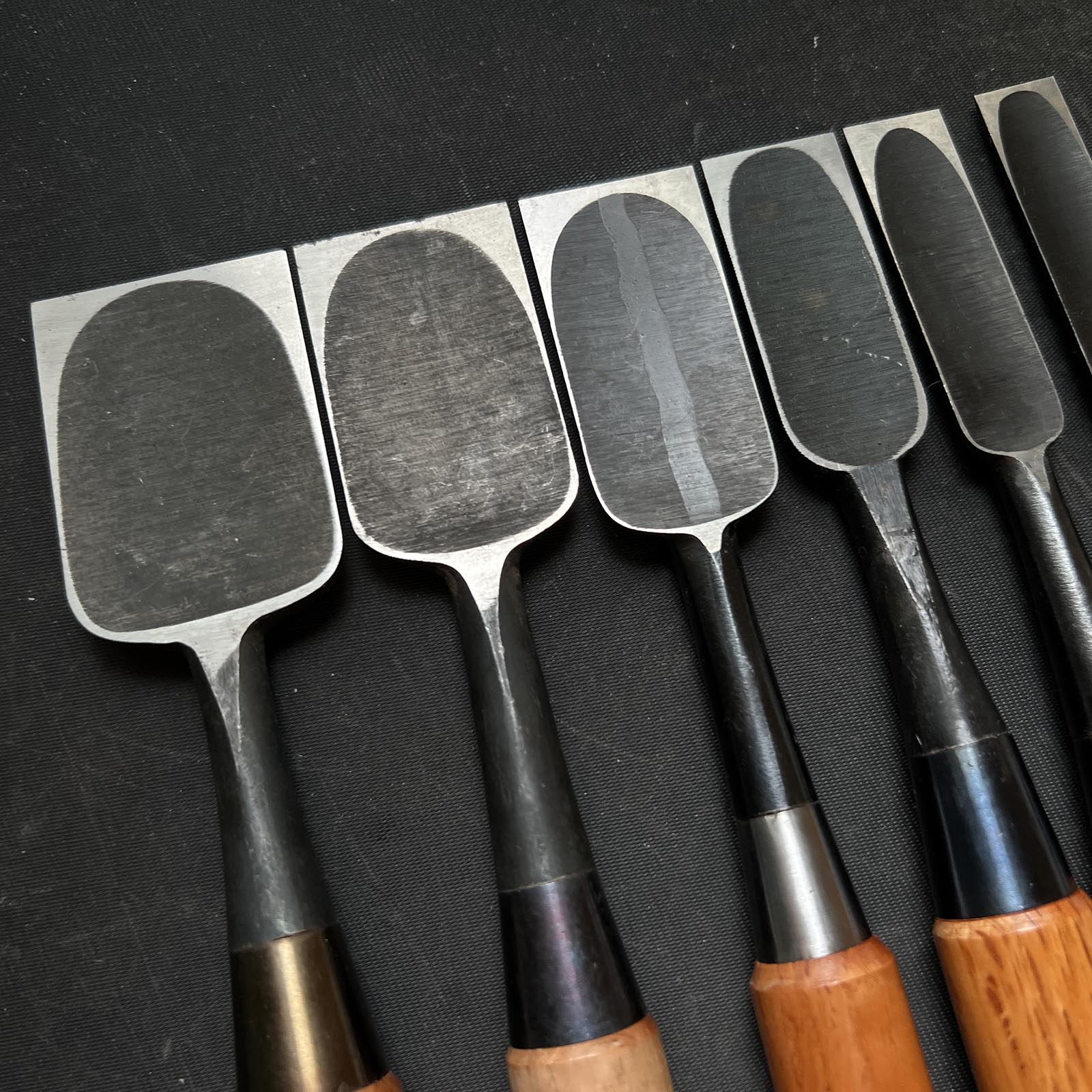 #M124 Mixed set for beginner Bench chisels set by unknown smith バラ鑿合わせ 初心者におすすめ 追入組鑿 作者不明 Oirenomi