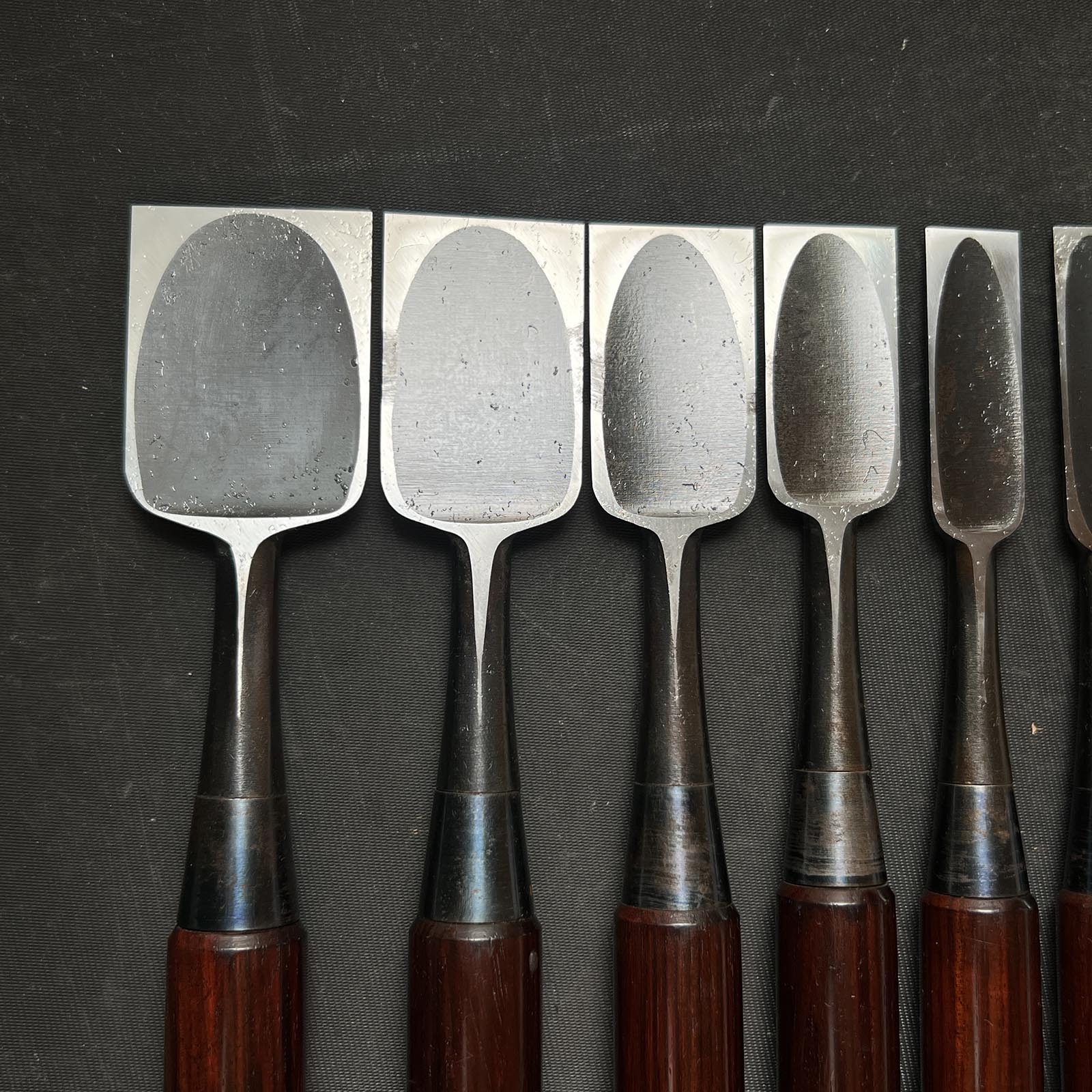 Used Etoshi Bench chisels set with rose wood handle 中古 栄とし 追入組鑿 10本組 Oirenomi