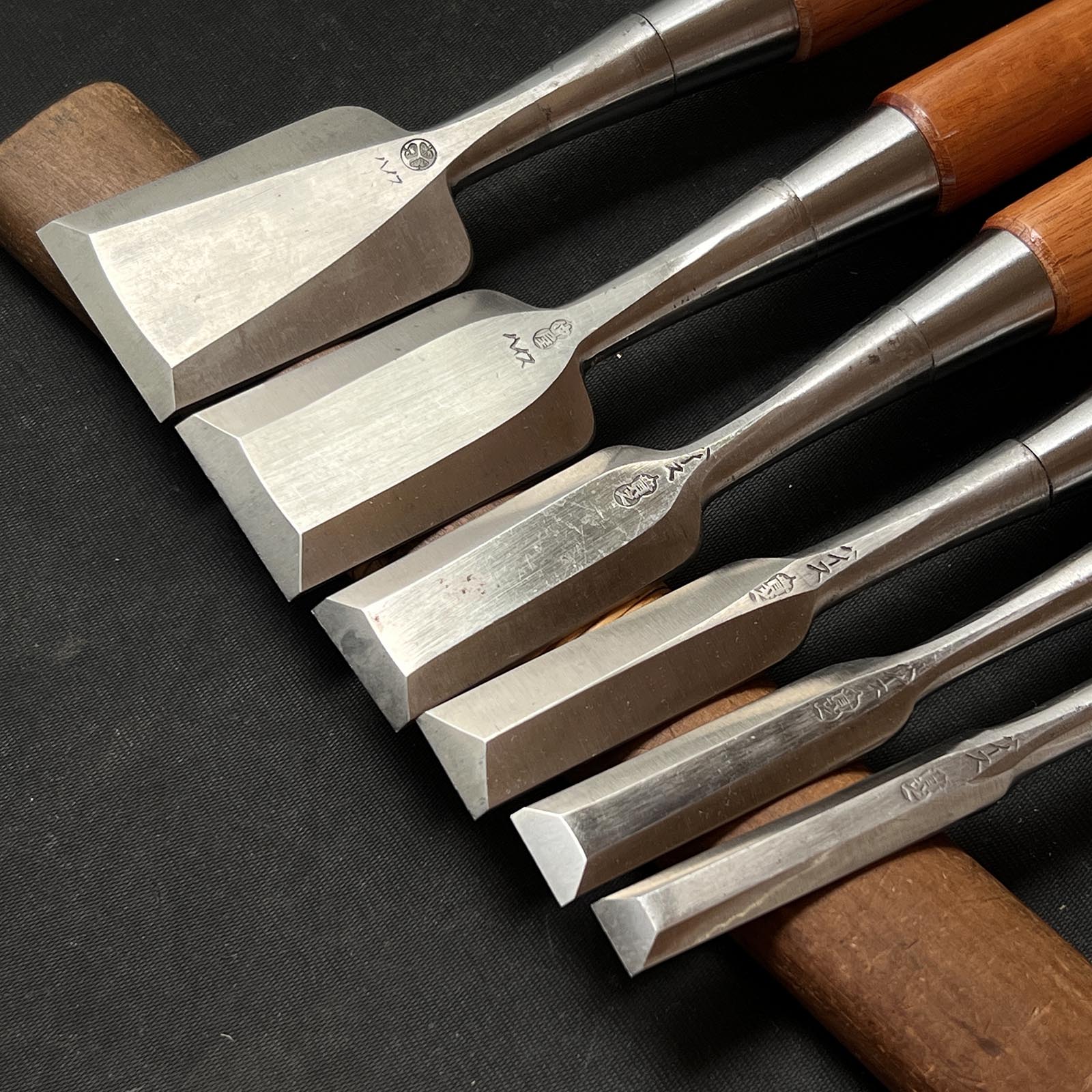 Old stock #127 Mixed set for beginner Bench chisels set with High Speed steel 掘出し物 バラ鑿合わせ 初心者におすすめ 追入鑿6本組 Oirenomi
