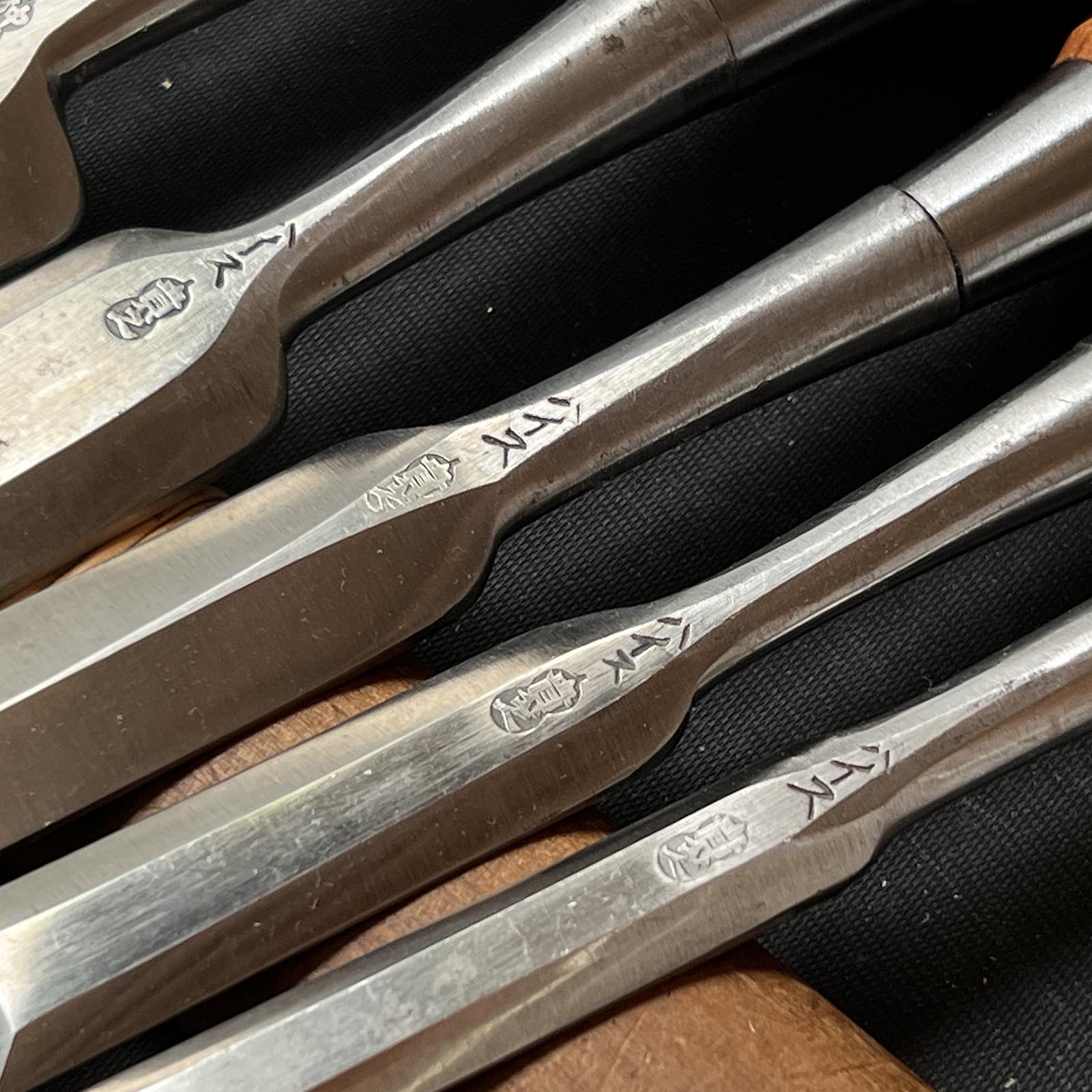 Old stock #127 Mixed set for beginner Bench chisels set with High Speed steel 掘出し物 バラ鑿合わせ 初心者におすすめ 追入鑿6本組 Oirenomi