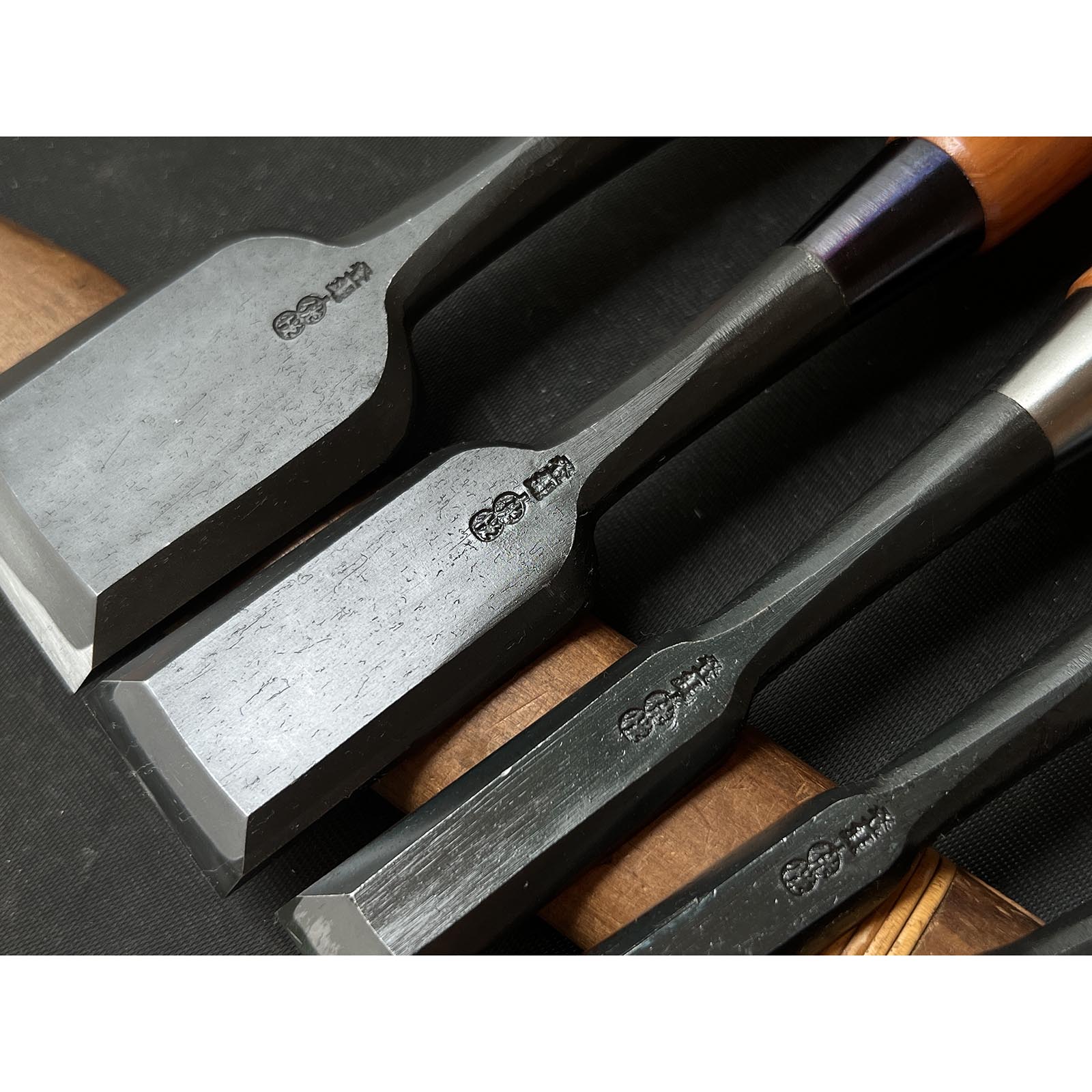 Old stock Kouetsu Bench chisels by Tasai 掘出し物 田斎作 侊悦 追入鑿 9,12,15,18,30,42mm Oirenomi