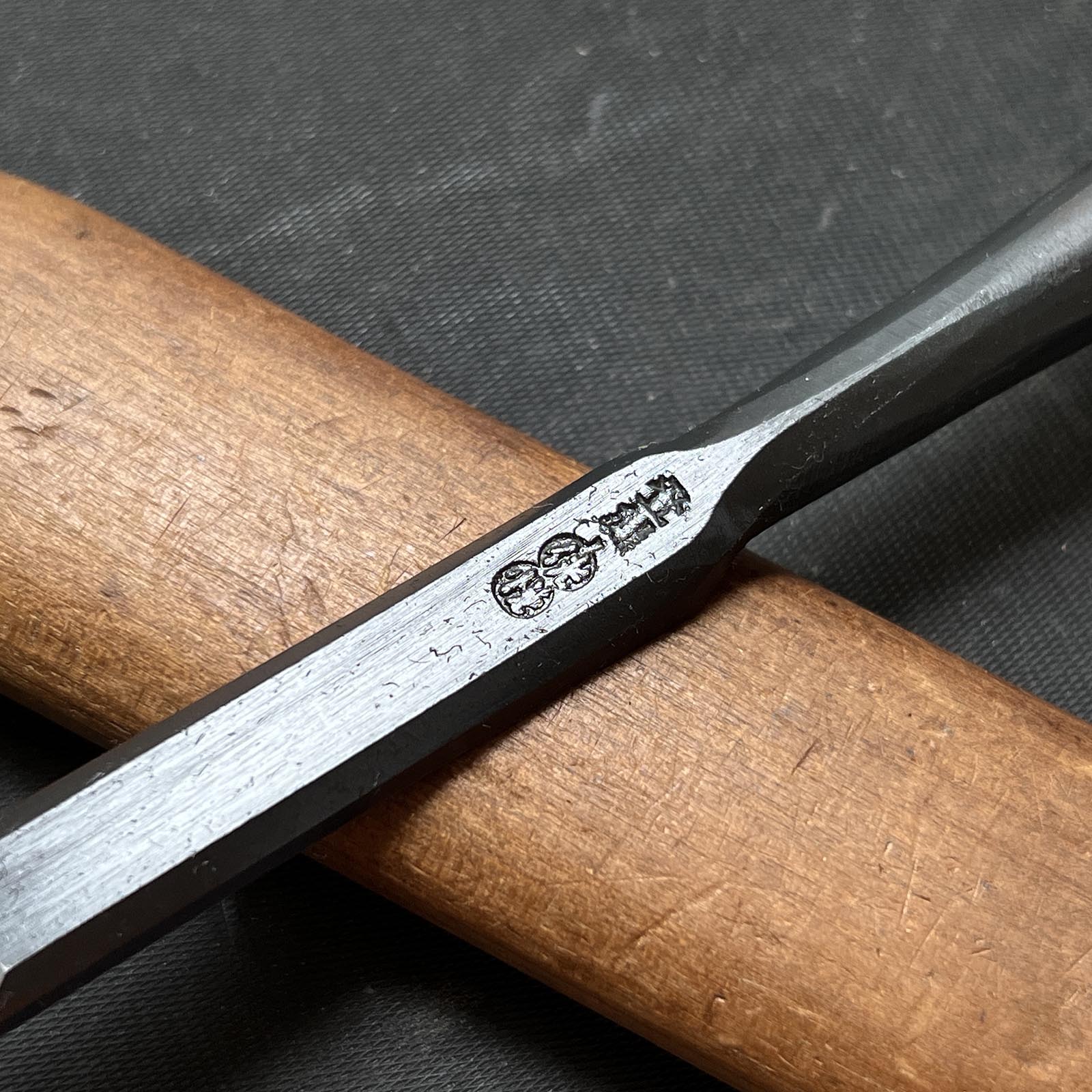Old stock Kouetsu Bench chisels by Tasai Double Ura 掘出し物 田斎作 侊悦 複数裏 追入鑿 12mm