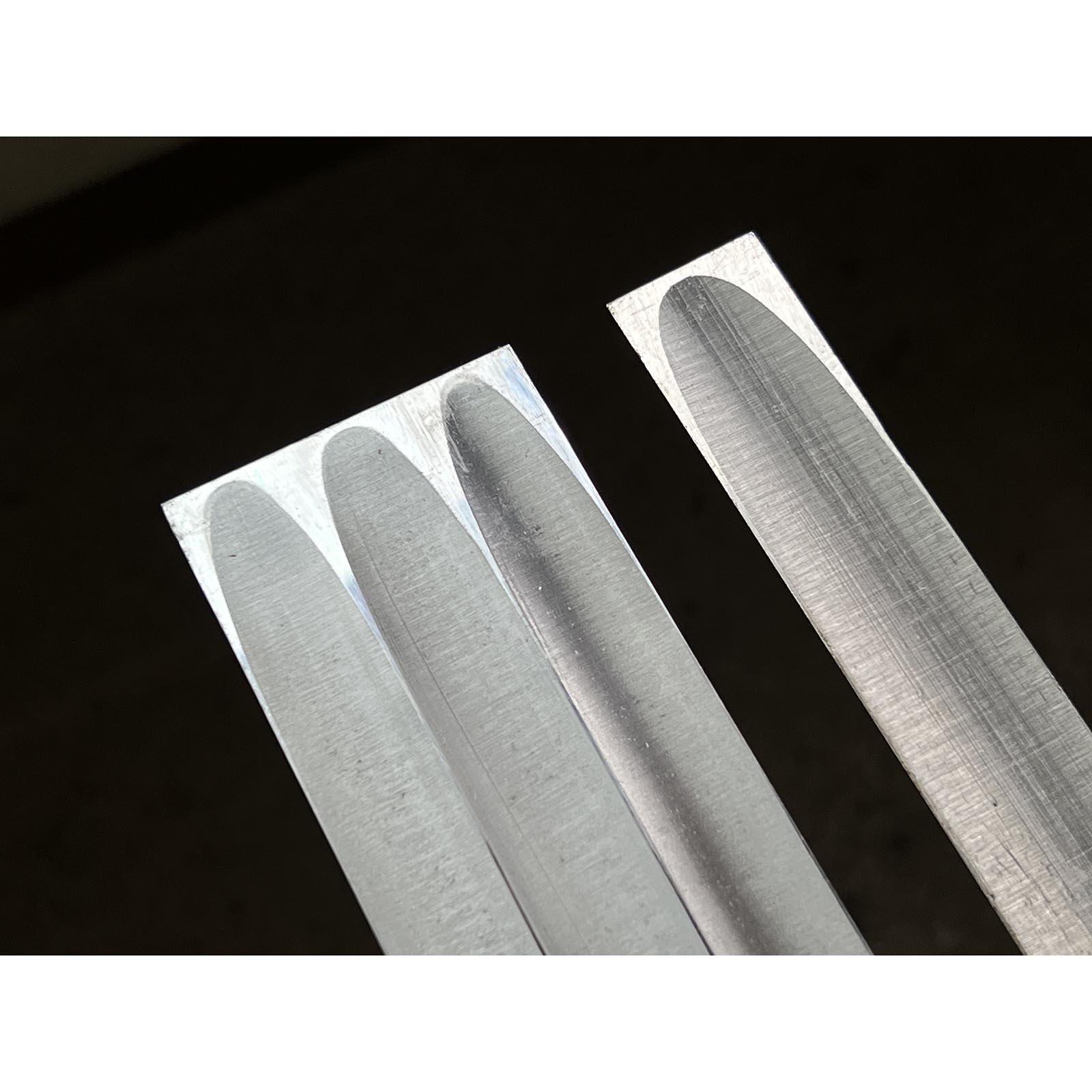 Old stock Takashiba Slick Chisels set (Ootsuki-nomi, Hontsuki-Nomi) 掘出し物 高芝 本突き組鑿 54,24mm