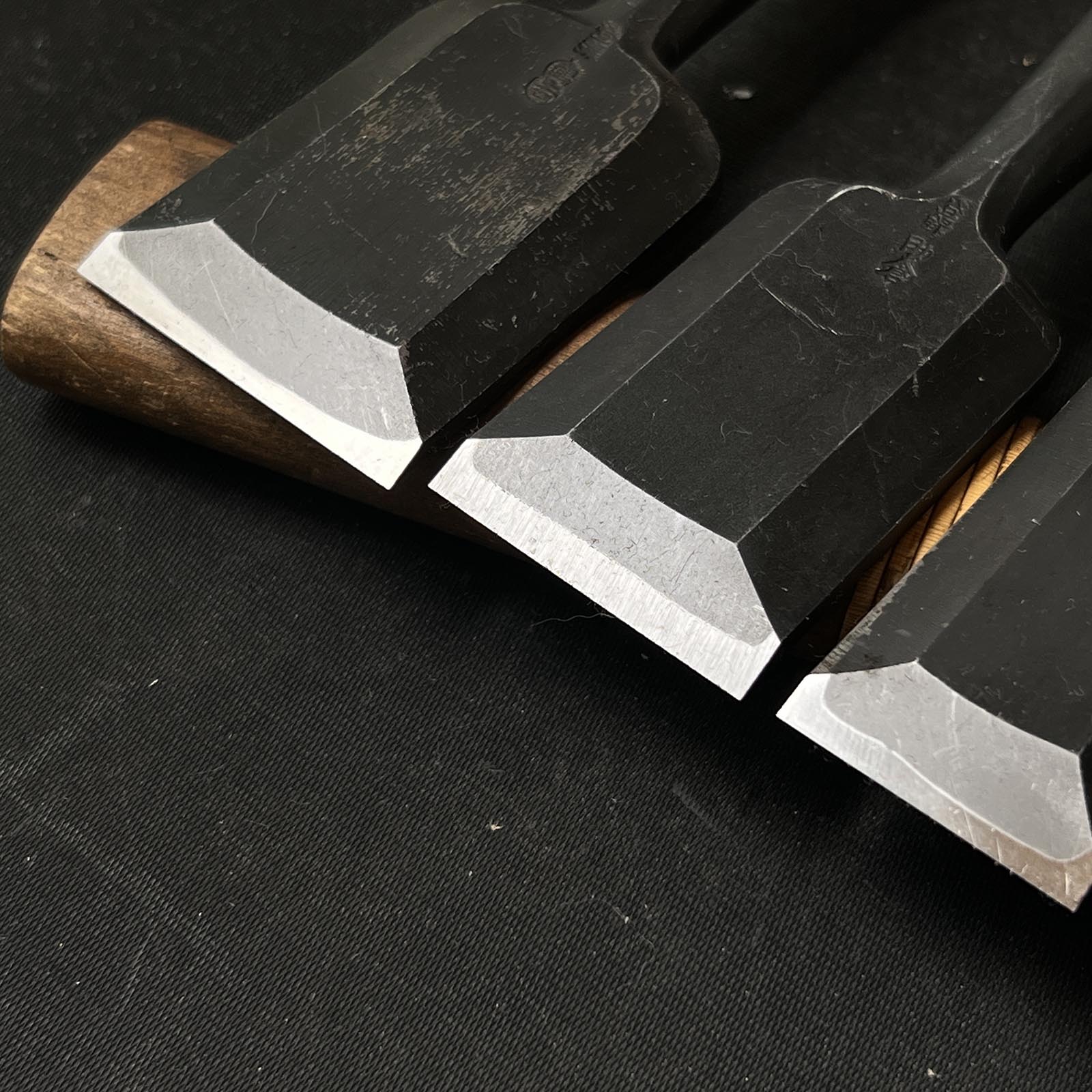 #M129 Mixed set for beginner Bench chisels set by unknown smith バラ鑿合わせ 初心者におすすめ 追入組鑿 作者不明 Oirenomi