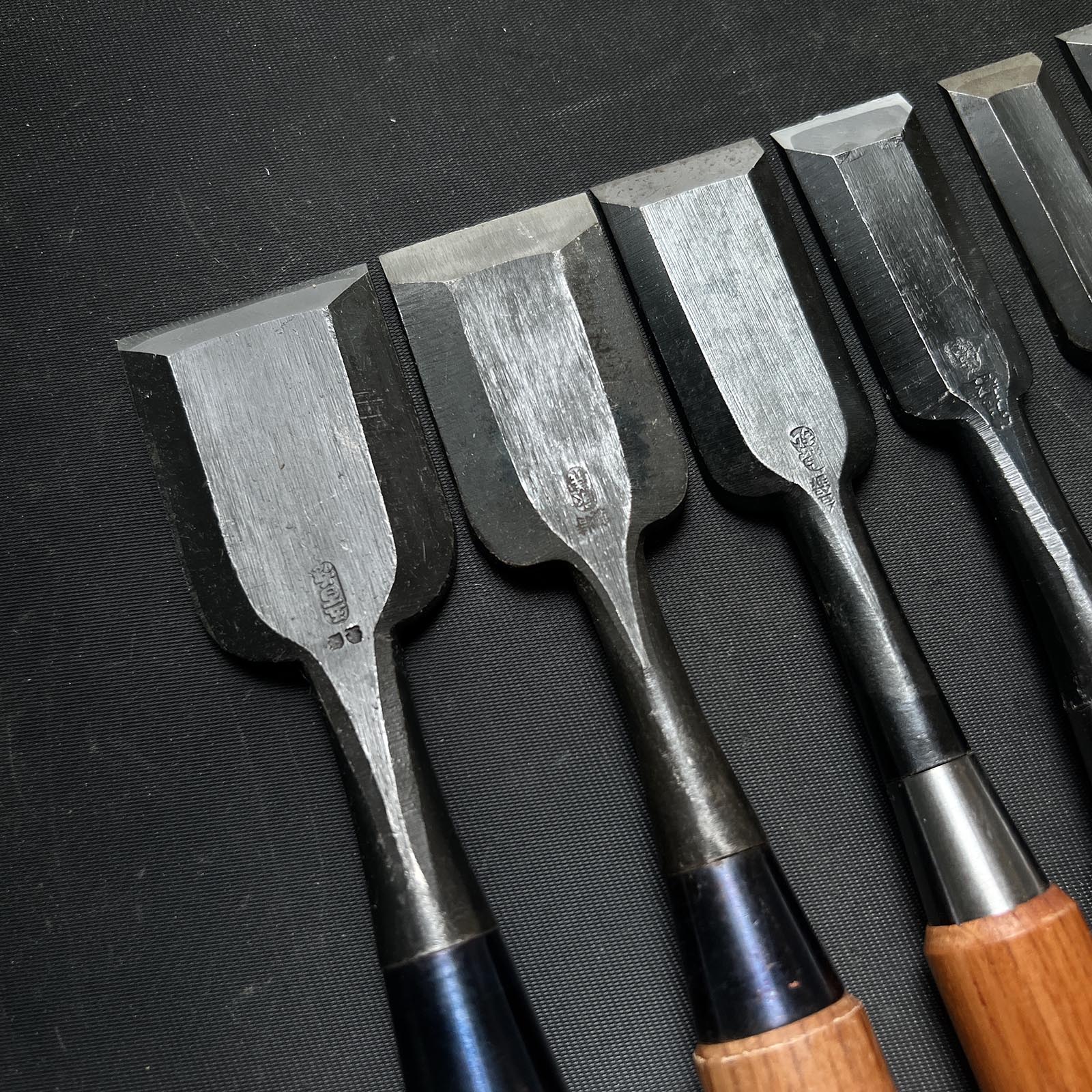 #M128 Mixed set for beginner Bench chisels set by unknown smith バラ鑿合わせ 初心者におすすめ 追入組鑿 作者不明 Oirenomi