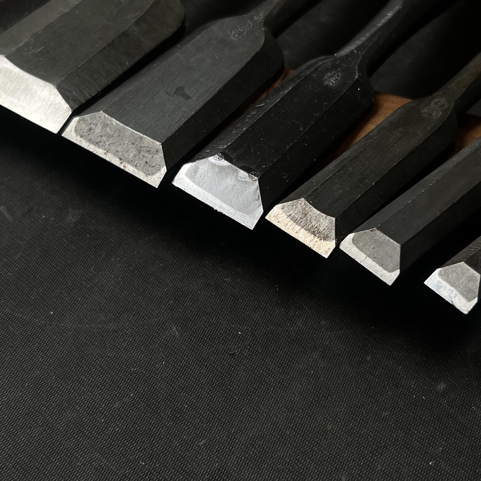 #M128 Mixed set for beginner Bench chisels set by unknown smith バラ鑿合わせ 初心者におすすめ 追入組鑿 作者不明 Oirenomi