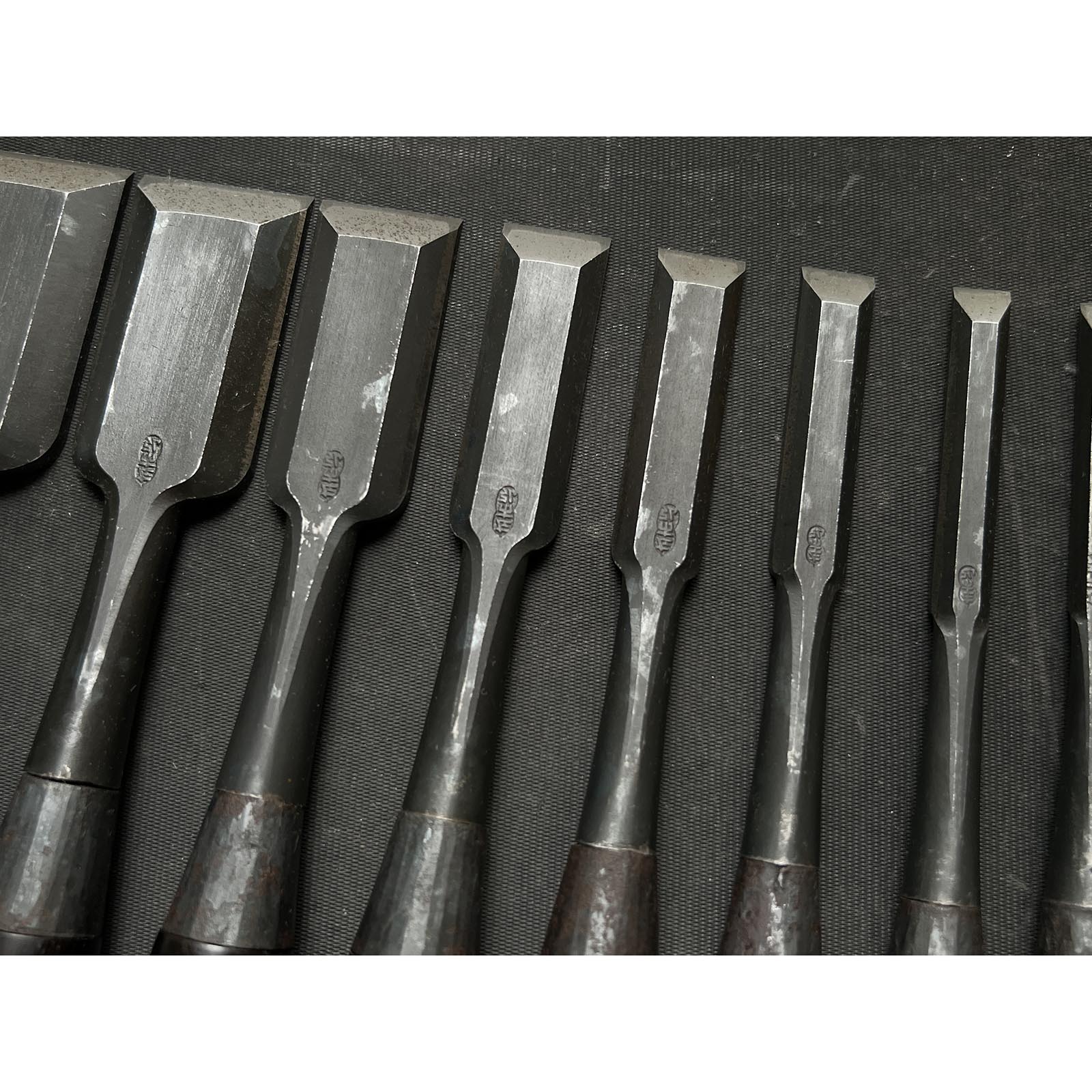 Old stock Hidari Ichihiro Three Generations Bench chisels set 掘出し物 三代目左市弘 山崎正三作 追入組鑿