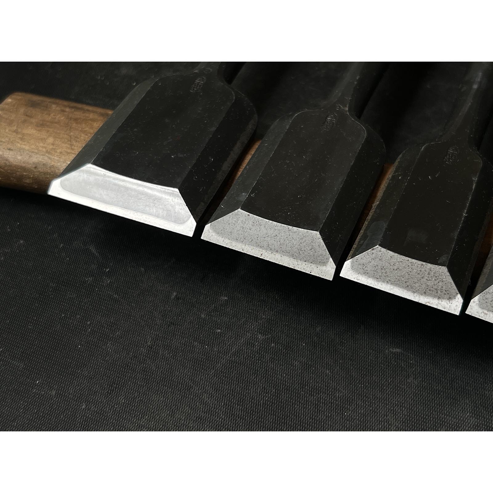 Old stock Hidari Ichihiro Three Generations Bench chisels set 掘出し物 三代目左市弘 山崎正三作 追入組鑿