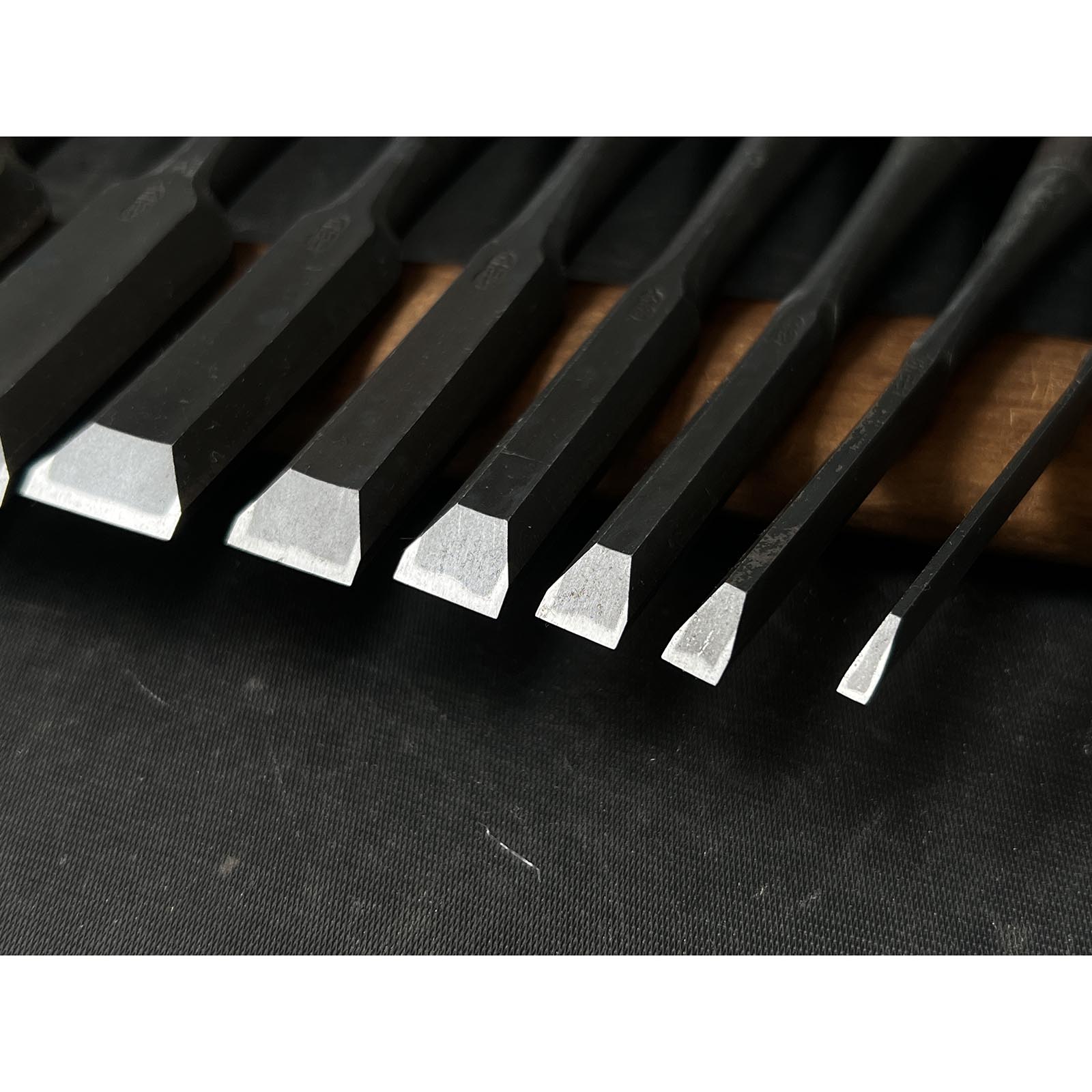 Old stock Hidari Ichihiro Three Generations Bench chisels set 掘出し物 三代目左市弘 山崎正三作 追入組鑿